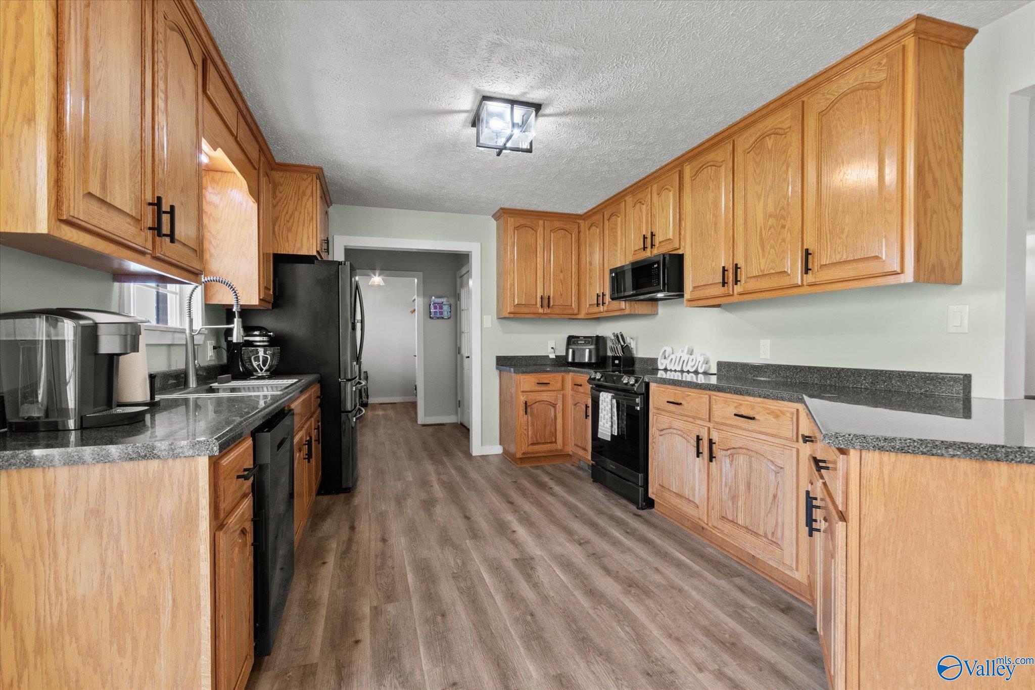 1032 East Main Street, Albertville, Alabama image 9