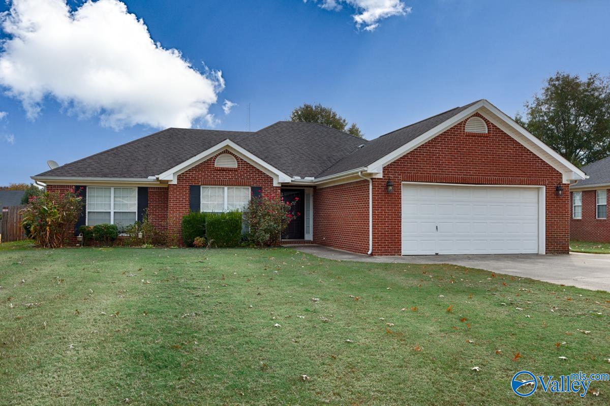 109 Danforth Drive, Harvest, Alabama image 2