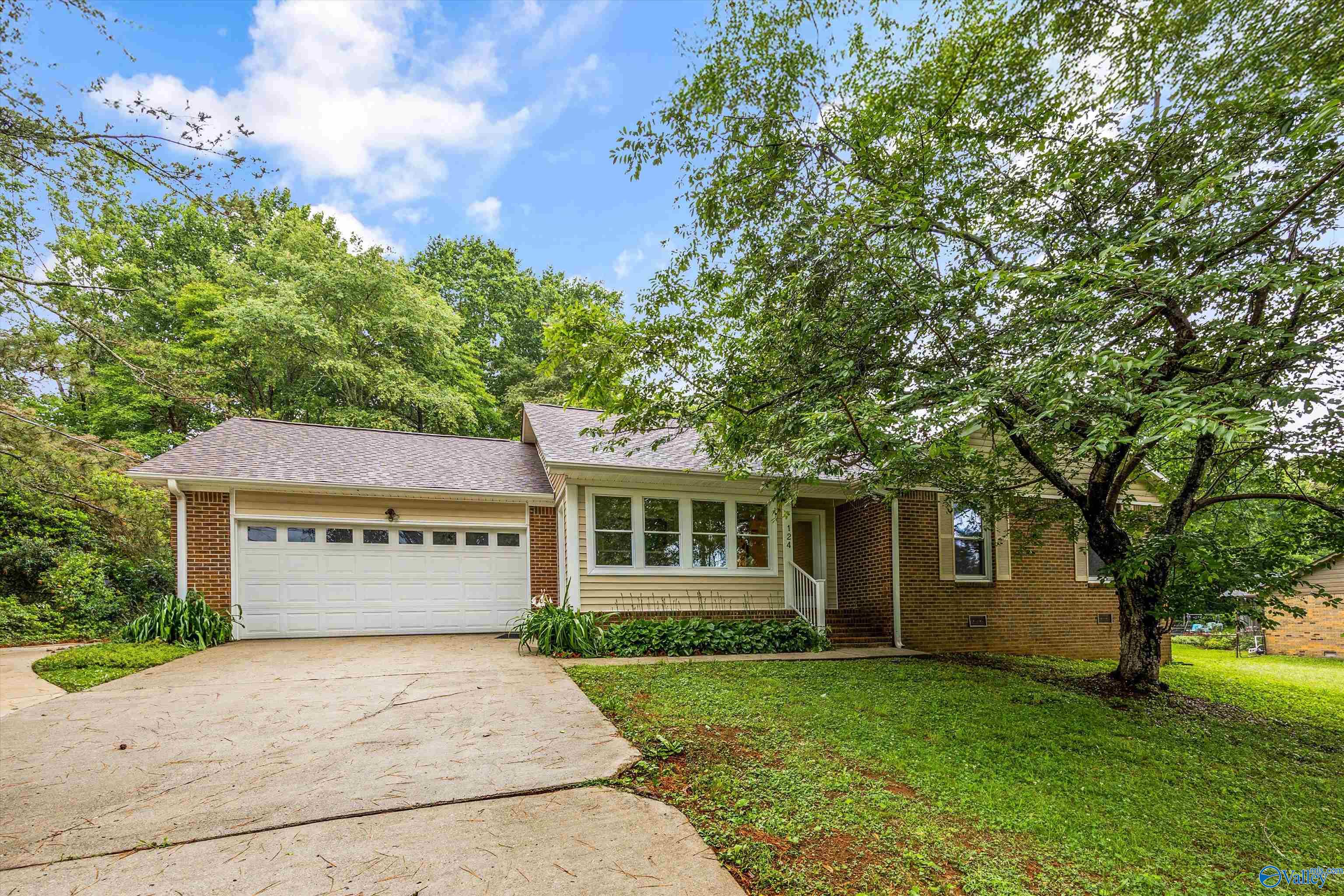 124 Allenwood Drive