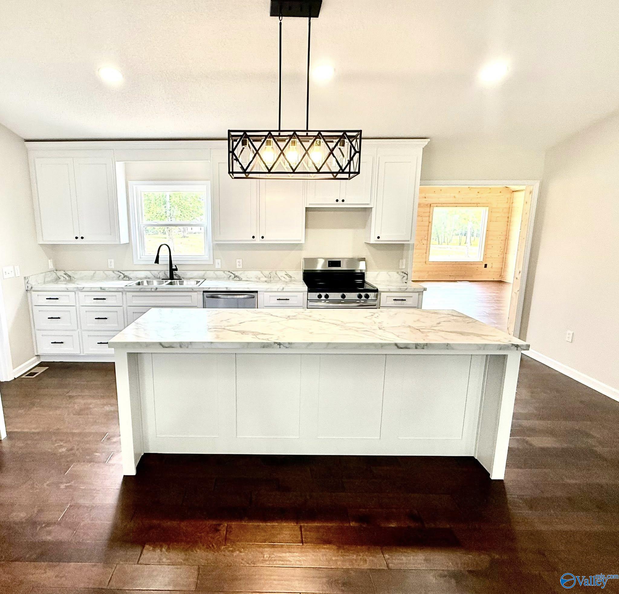 1347 Smith Chapel Road, Boaz, Alabama image 4