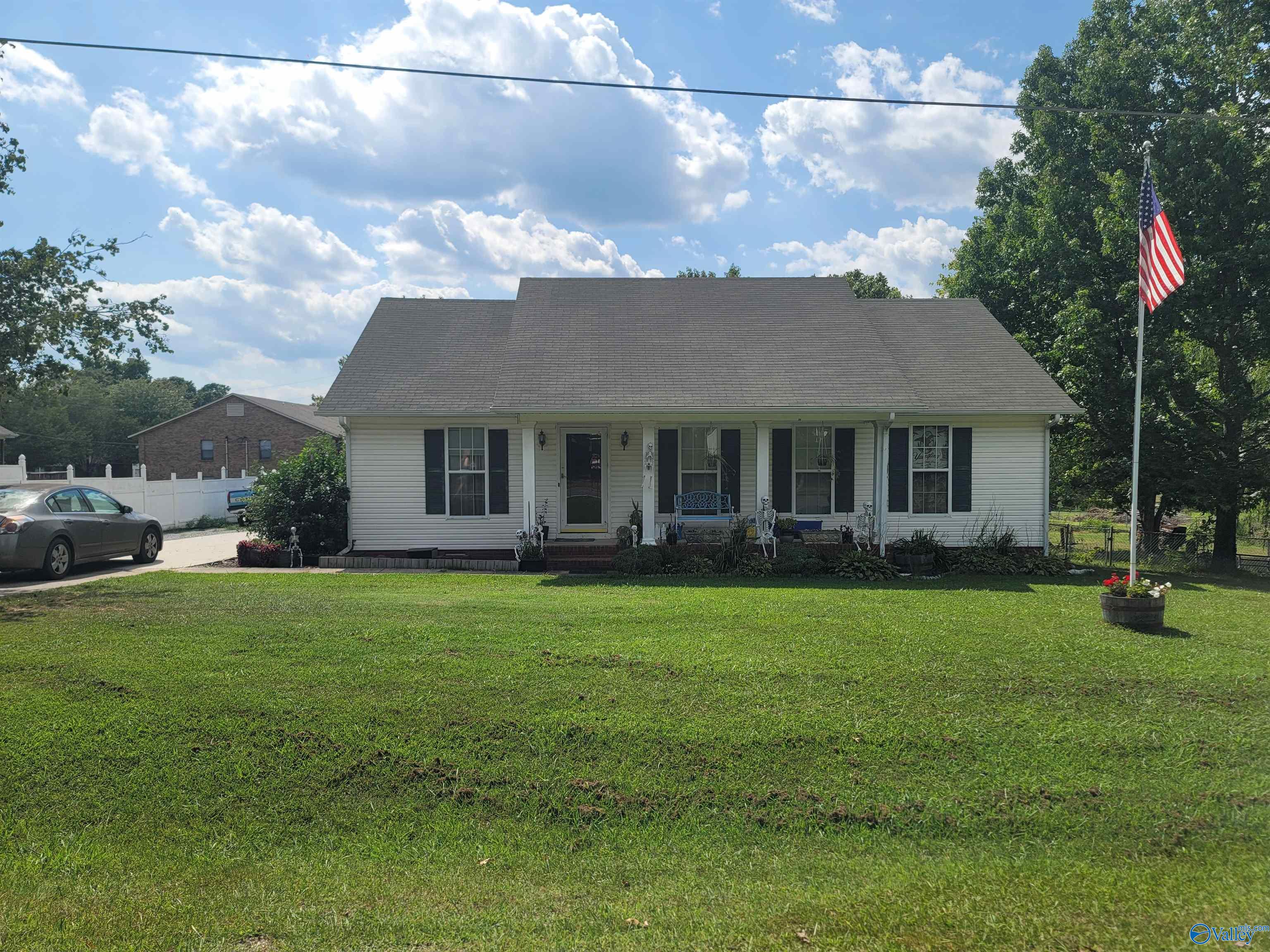 26777 Whitt Street, Ardmore, Alabama image 2