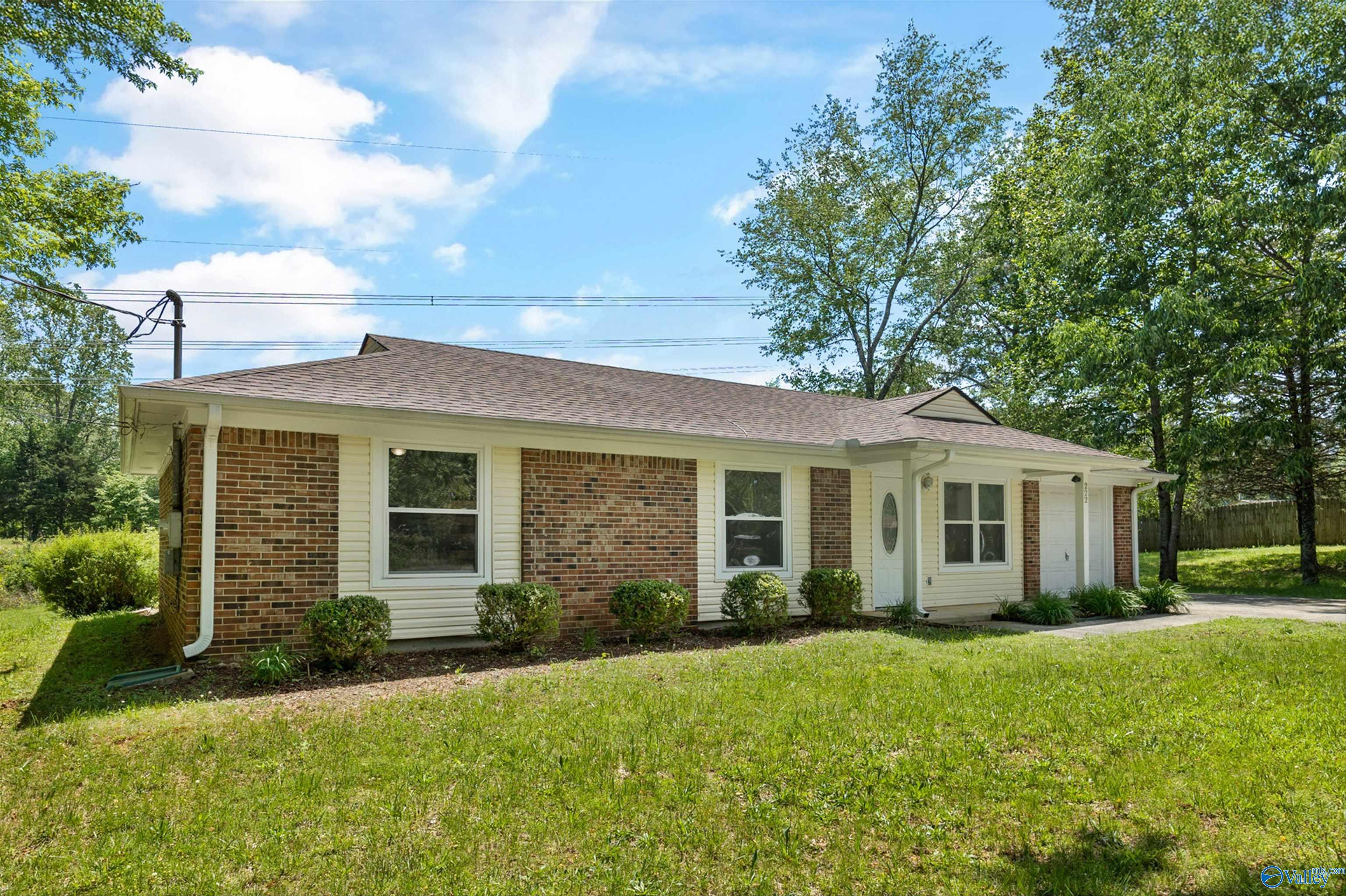 222 Oconee Drive, Huntsville, Alabama image 3