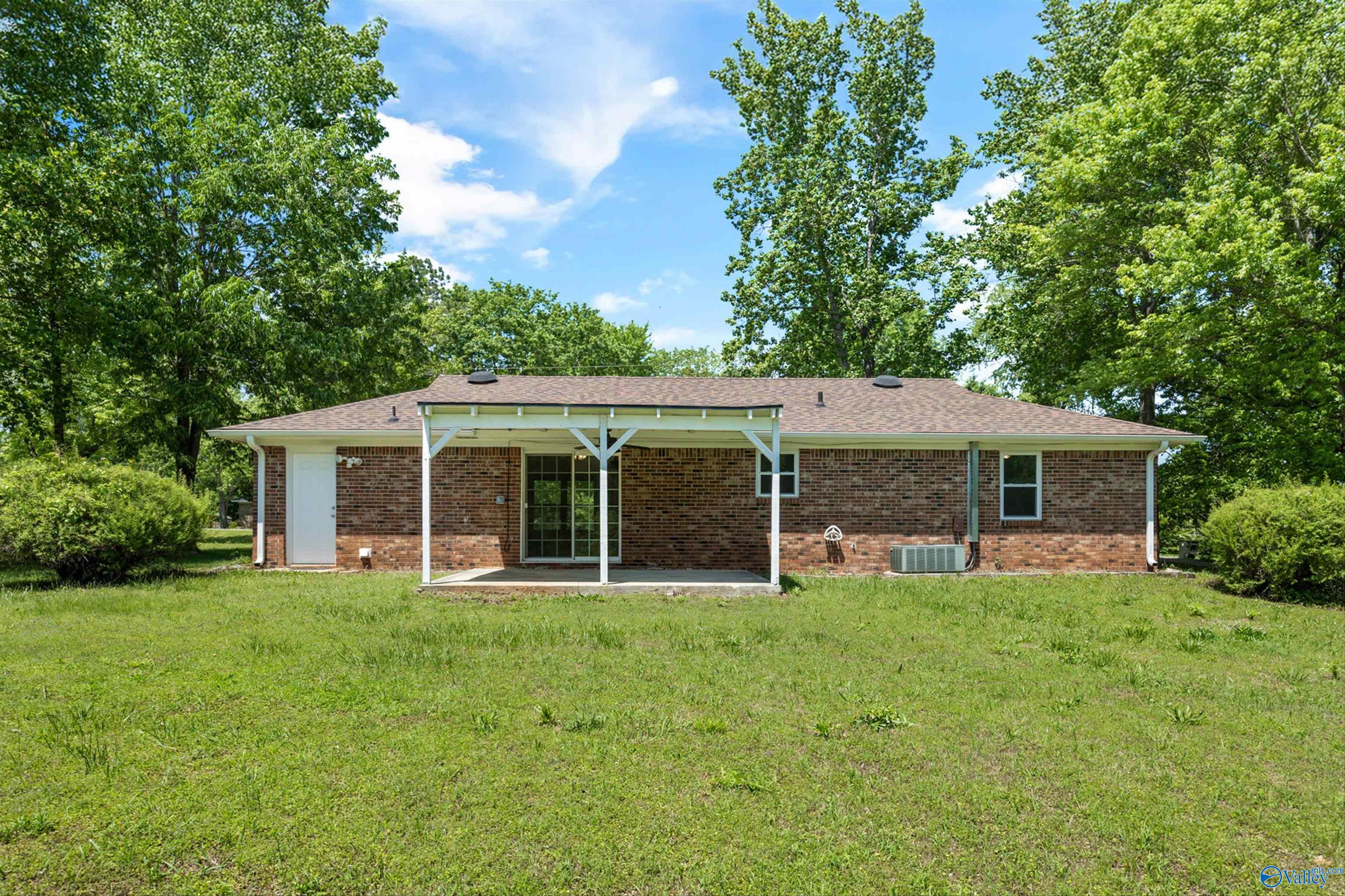 222 Oconee Drive, Huntsville, Alabama image 19