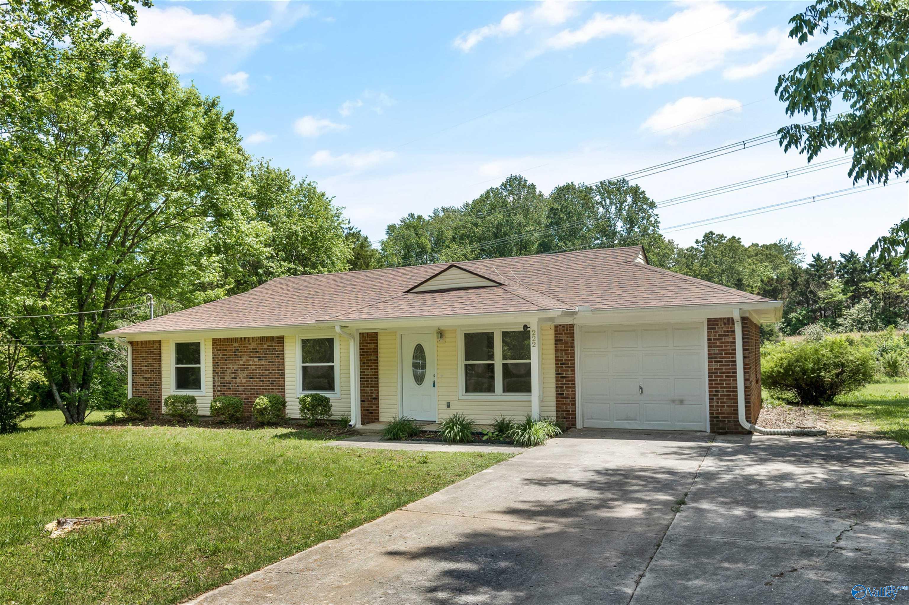 222 Oconee Drive, Huntsville, Alabama image 2