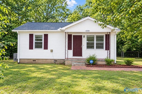 Homes For Sale - 4206 Irondale Drive<br/> Huntsville, AL 35810