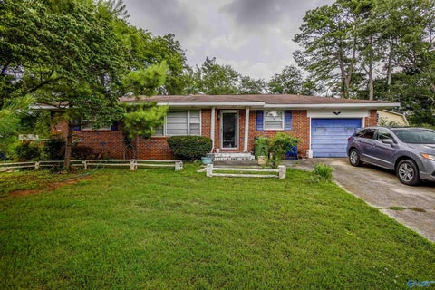 Homes For Sale - 2110 Fulton Drive<br/> Madison County, Huntsville, AL 35810