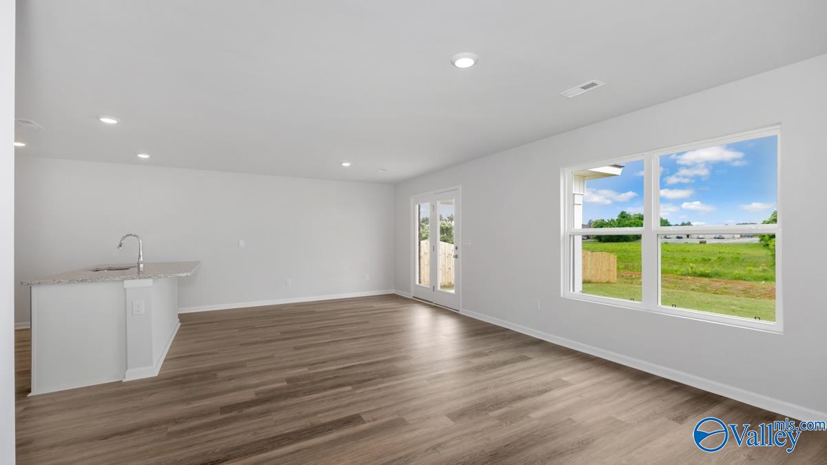 130 Ivy Park Circle, Albertville, Alabama image 13