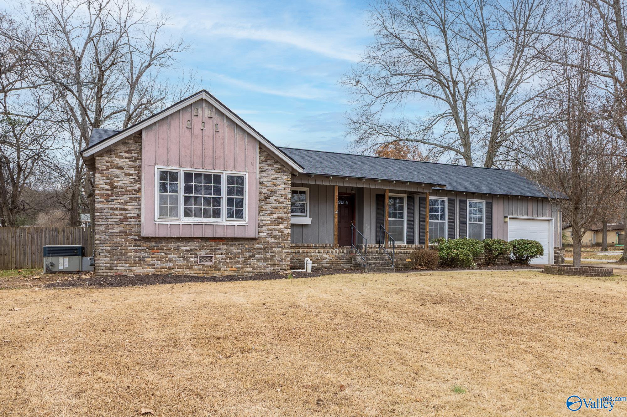 12123 Chicamauga Trail