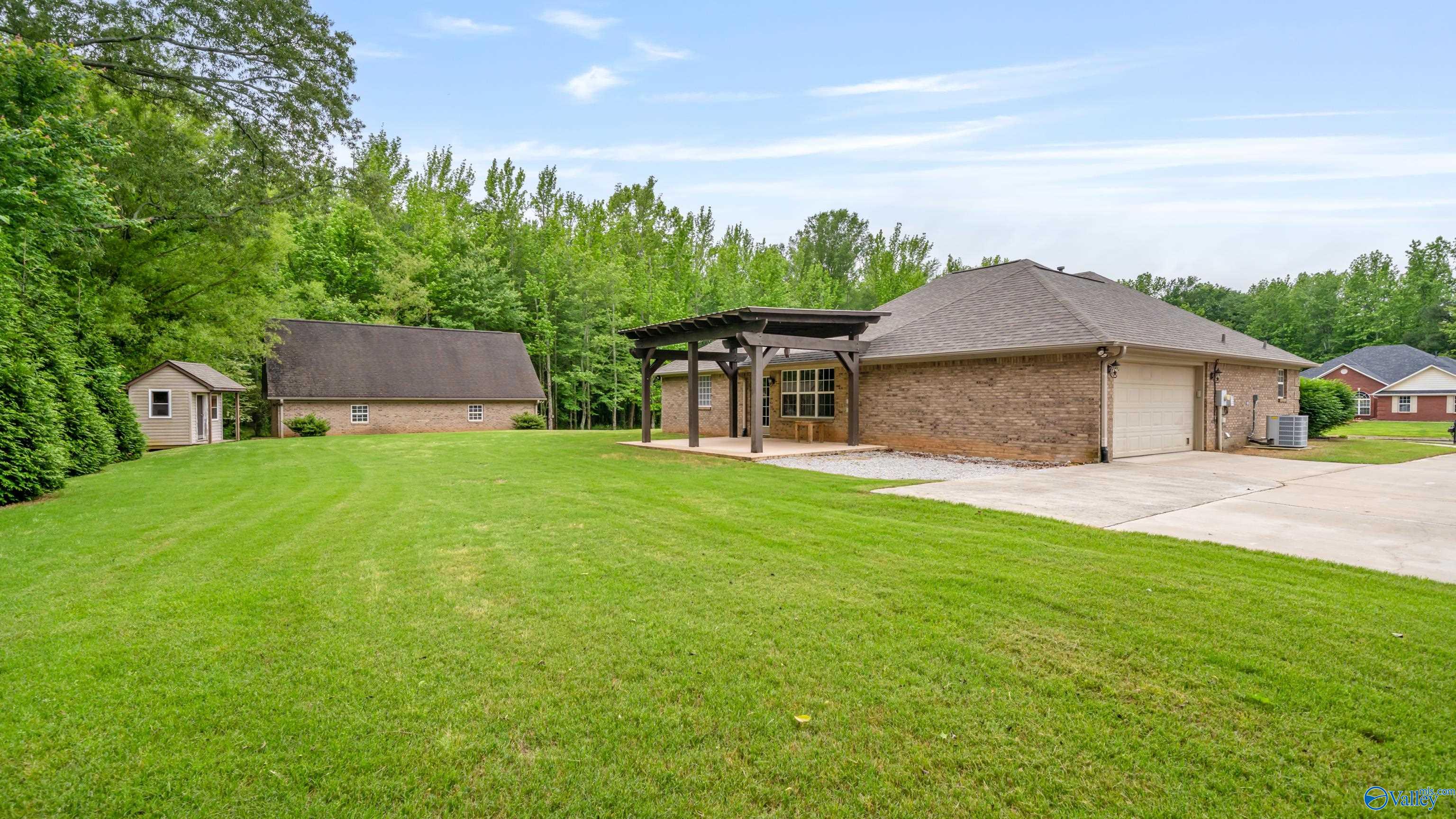 16562 Mulberry Lane, Athens, Alabama image 40
