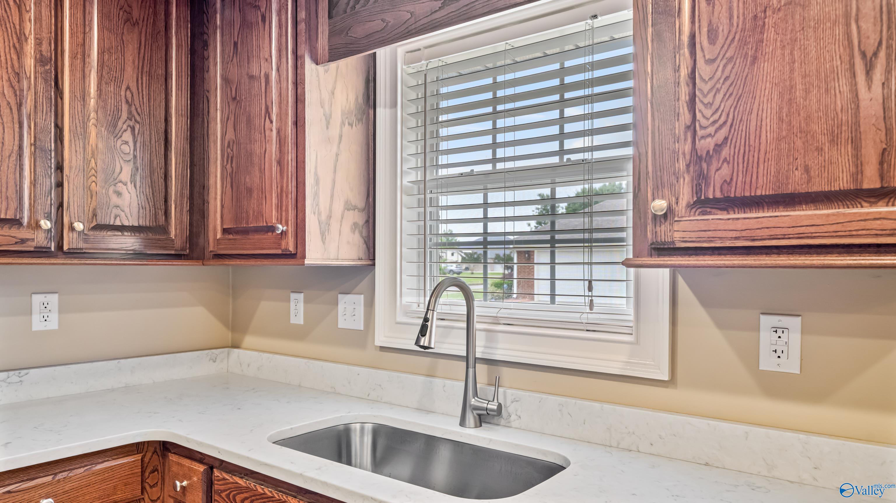 16562 Mulberry Lane, Athens, Alabama image 18