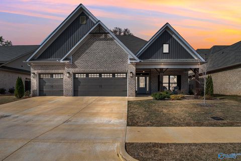 Homes For Sale - 1904 Rosebury Lane<br/> Huntsville, AL 35803