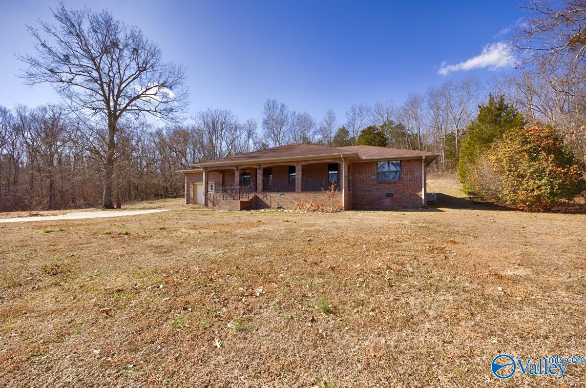 144 Bess Thompson Road, Laceys Spring, Alabama image 4