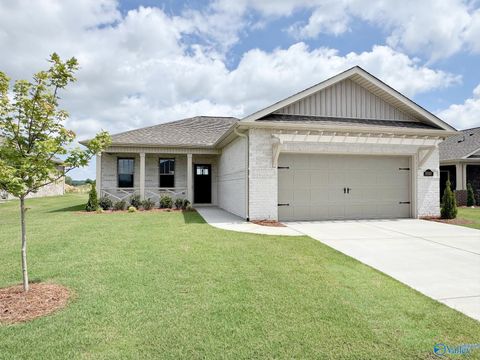 Homes For Sale - 1030 Maplehurst Street<br/> Decatur, AL 35603