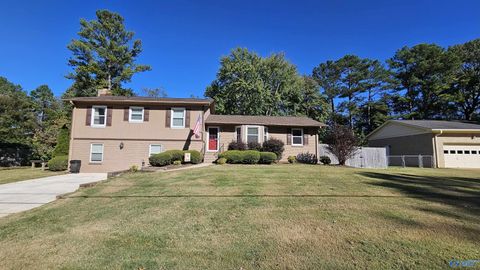 Photo of 1217 Briar Hollow Trail, Huntsville, AL 35802 (MLS # 21902229) Photo of 1217 Briar Hollow Trail, Huntsville, AL 35802 (MLS # 21902229)