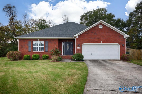116 RED SUNSET CIR, OWENS CROSS ROADS, AL 35763 - Image 1f6c8eae182cbf7d138bc6e93874b279/3420722614