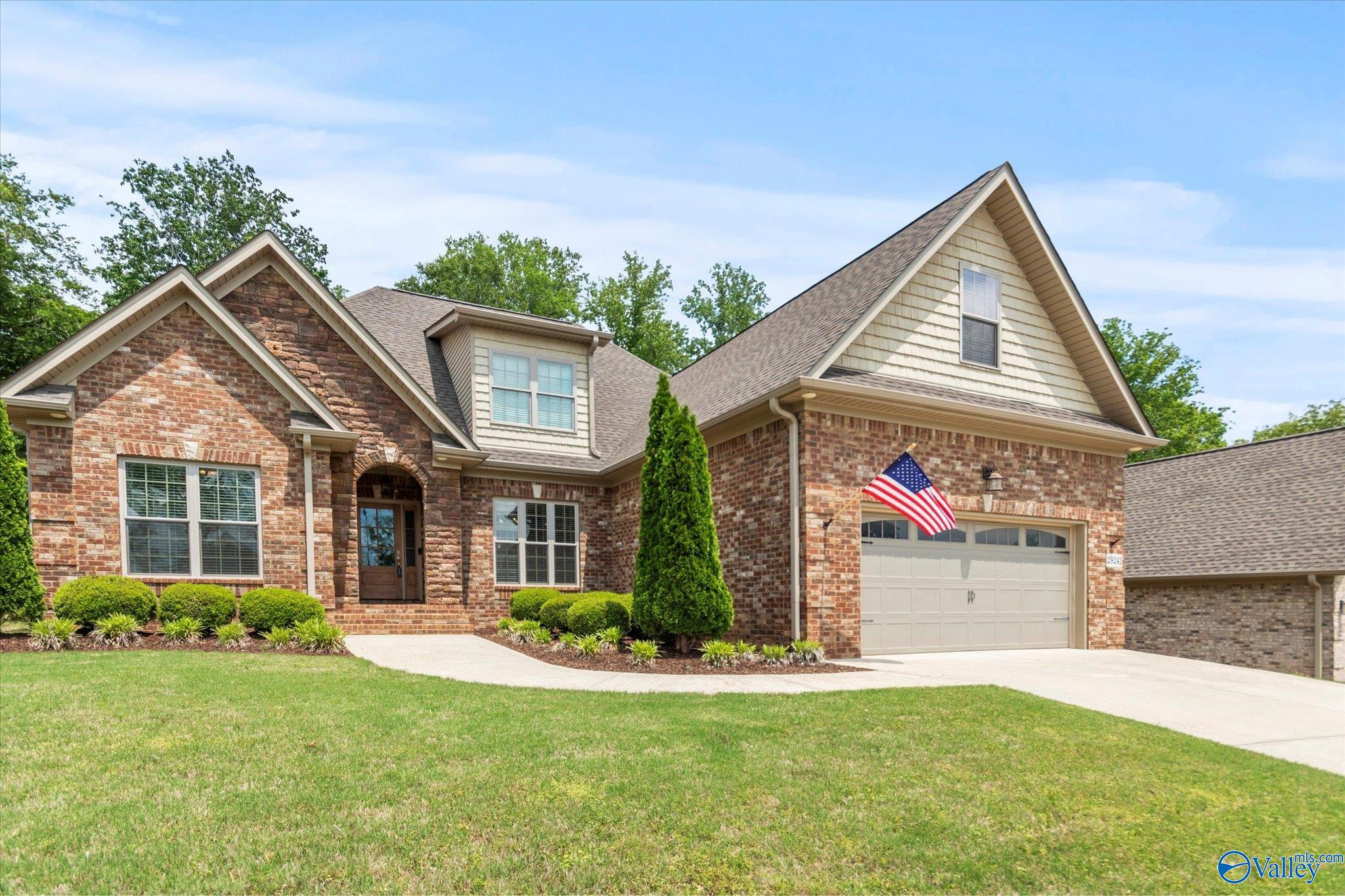 29241 Carnaby Lane, Toney, Alabama image 1