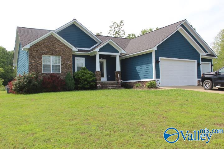 379 Creek Drive, Rainsville, Alabama image 2