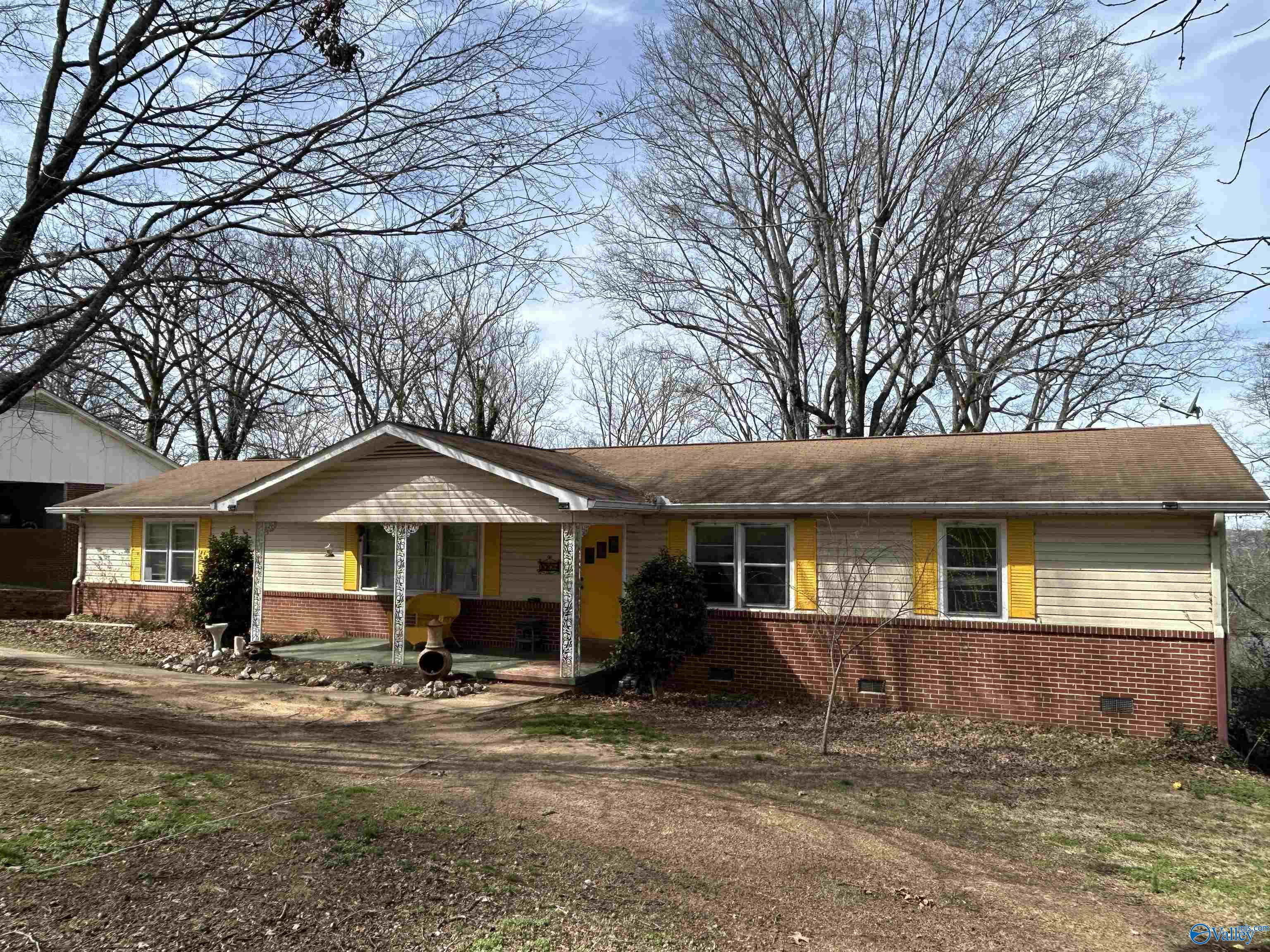 1308 Bellevue Drive, Gadsden, Alabama image 1