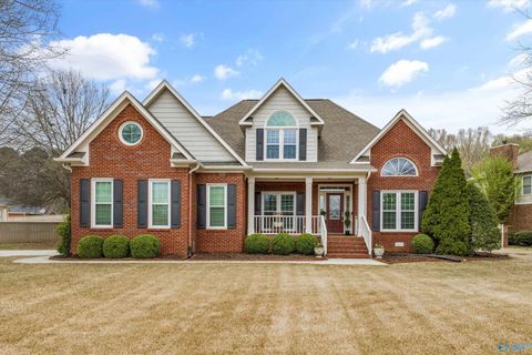 Homes For Sale - 2640 Bransford Trail<br/> Owens Cross Roads, AL 35763