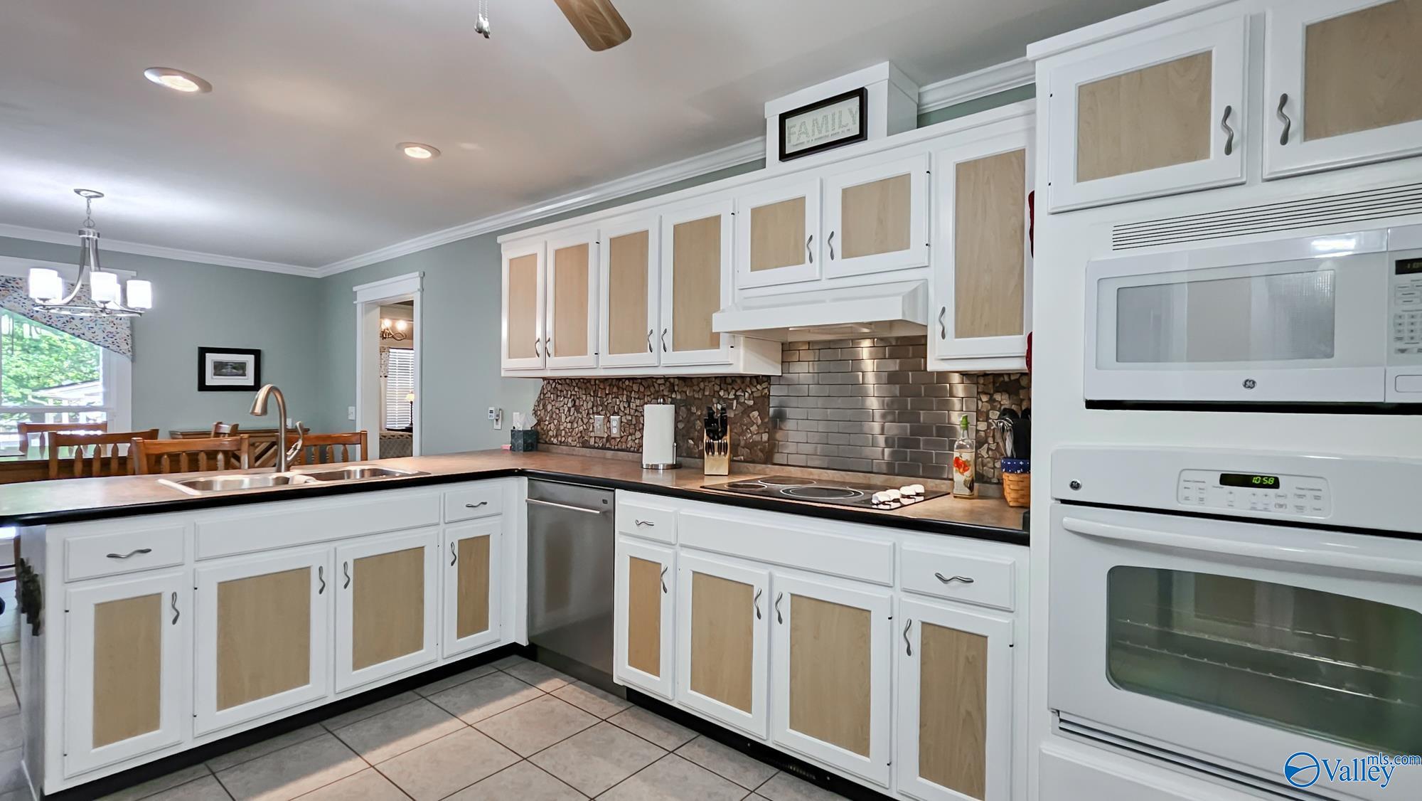104 Brookville Drive, Harvest, Alabama image 11