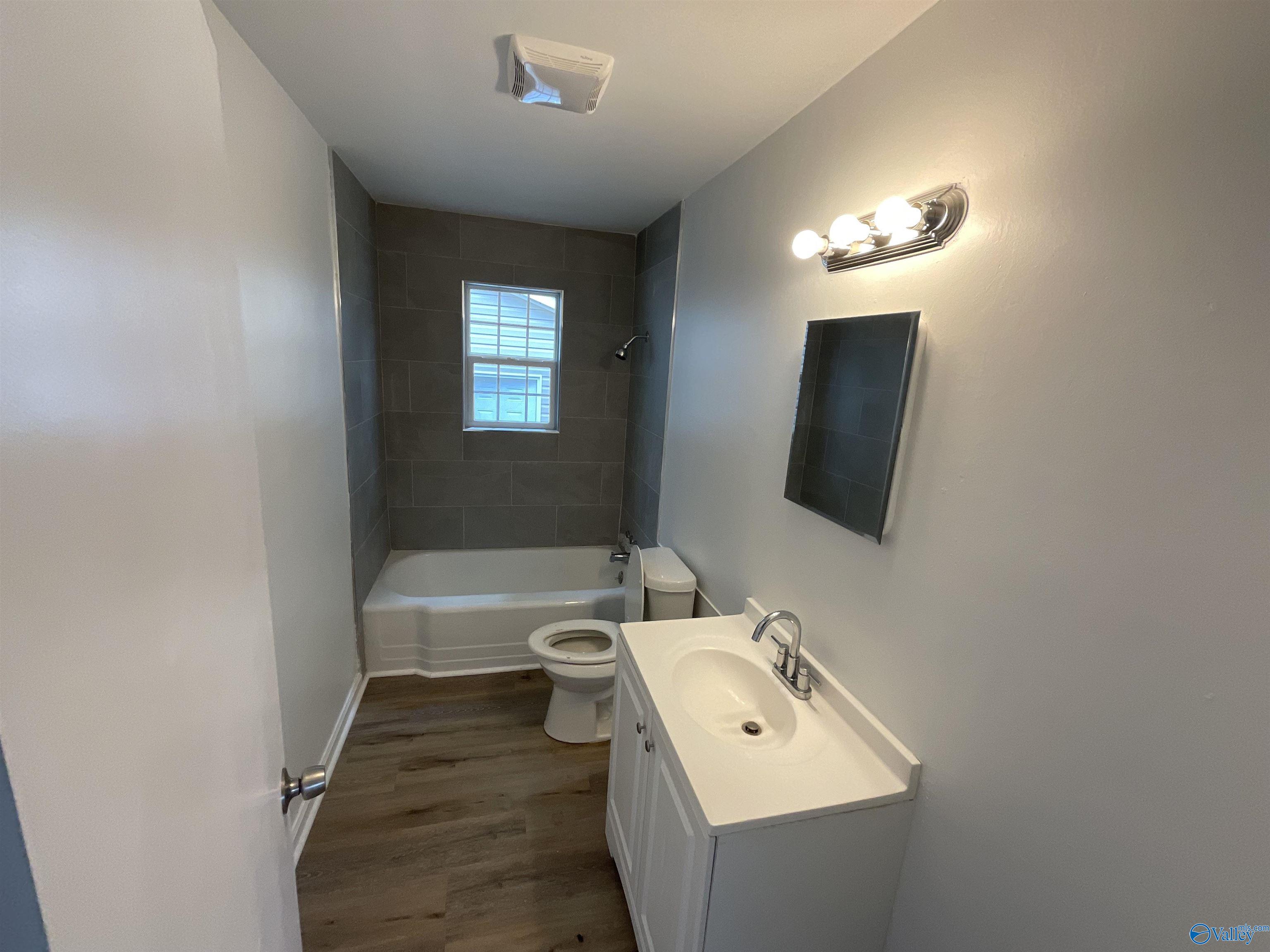 4005 Drake Avenue, Huntsville, Alabama image 9