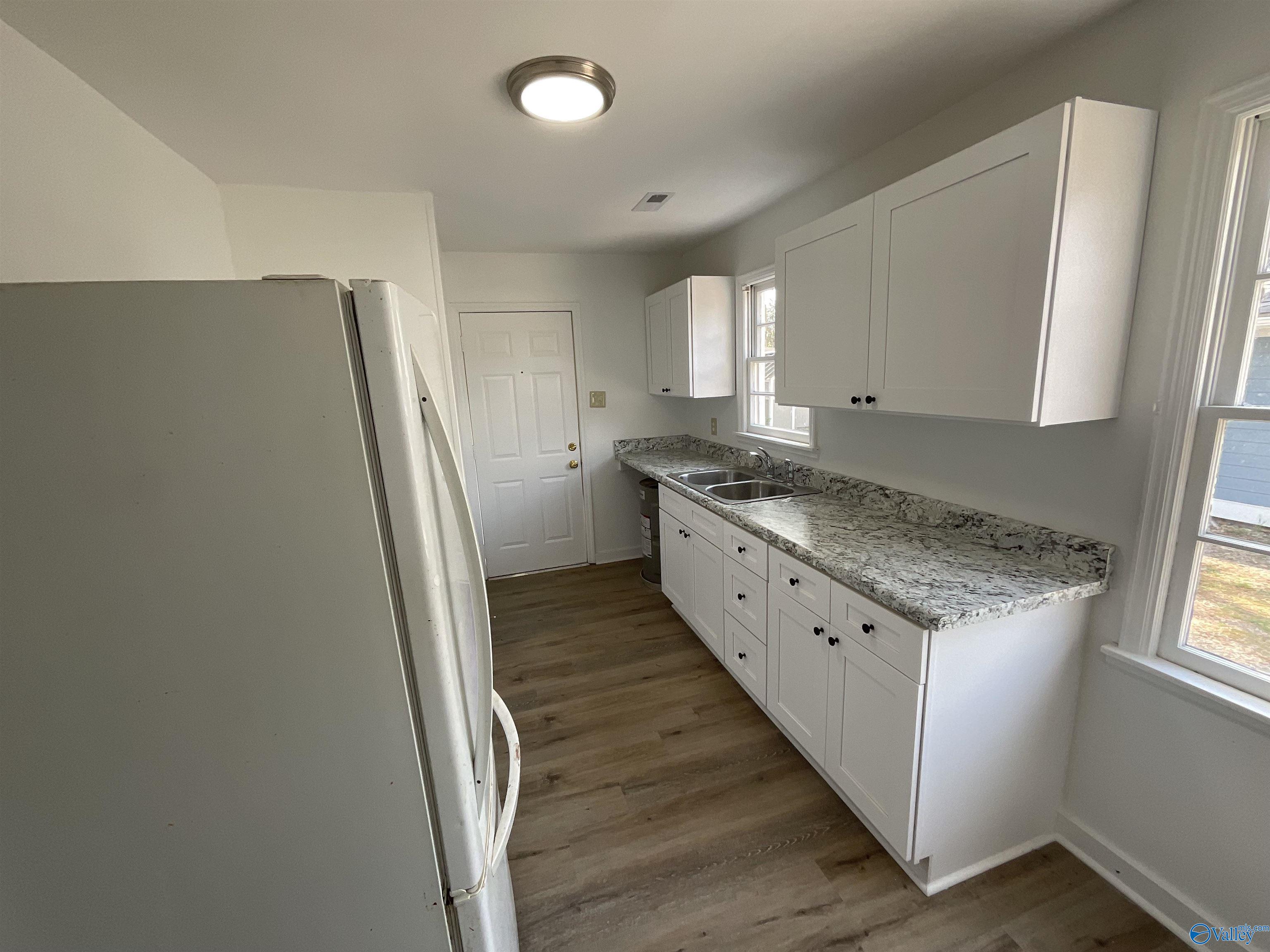4005 Drake Avenue, Huntsville, Alabama image 8