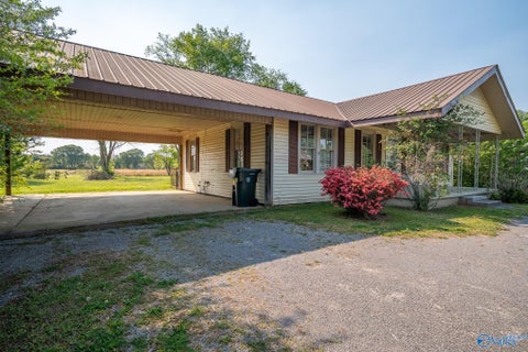 Homes For Rent - 2208 Old Gurley Pike<br/> New Hope, AL 35760