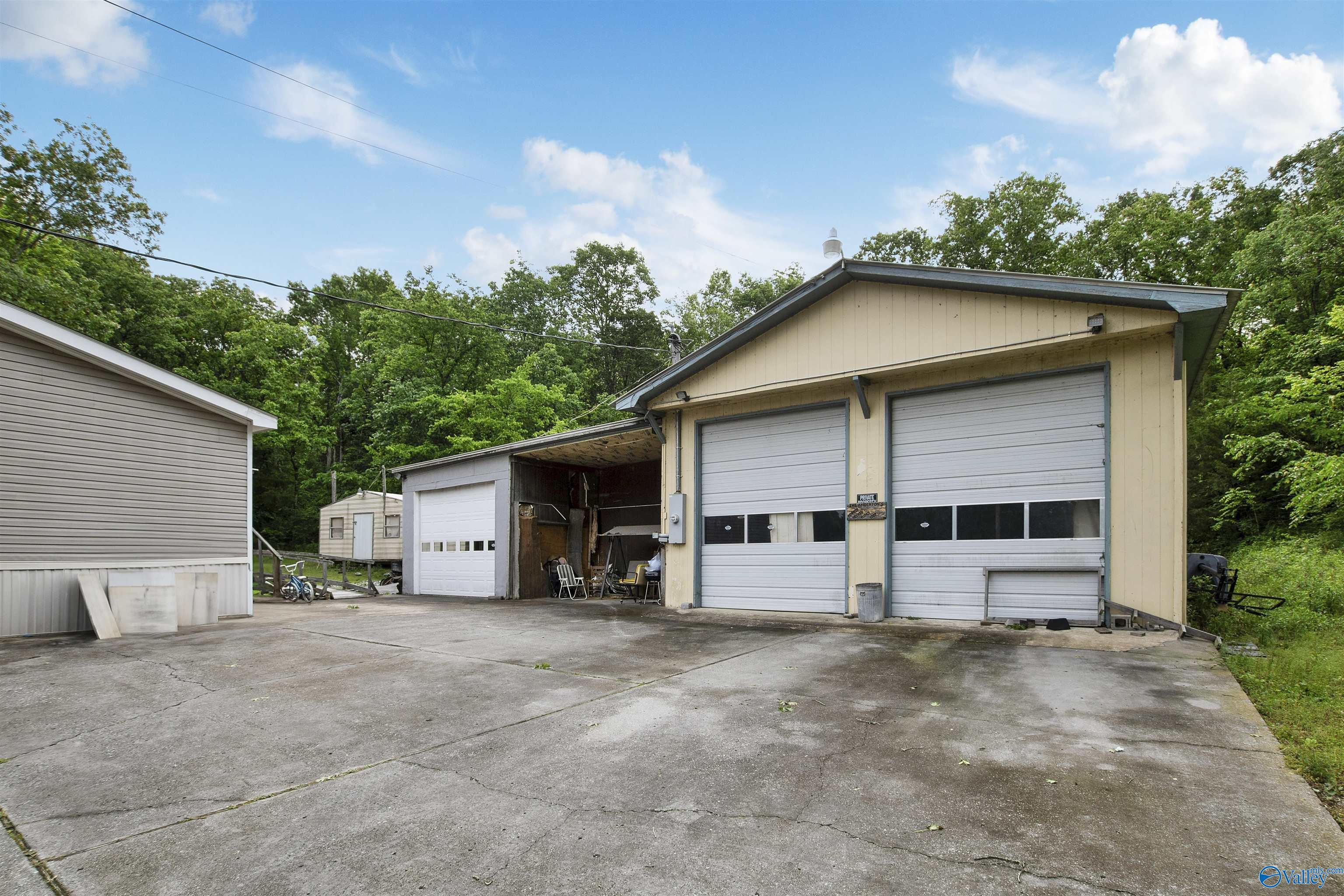 702 Lyons Road, New Hope, Alabama image 4