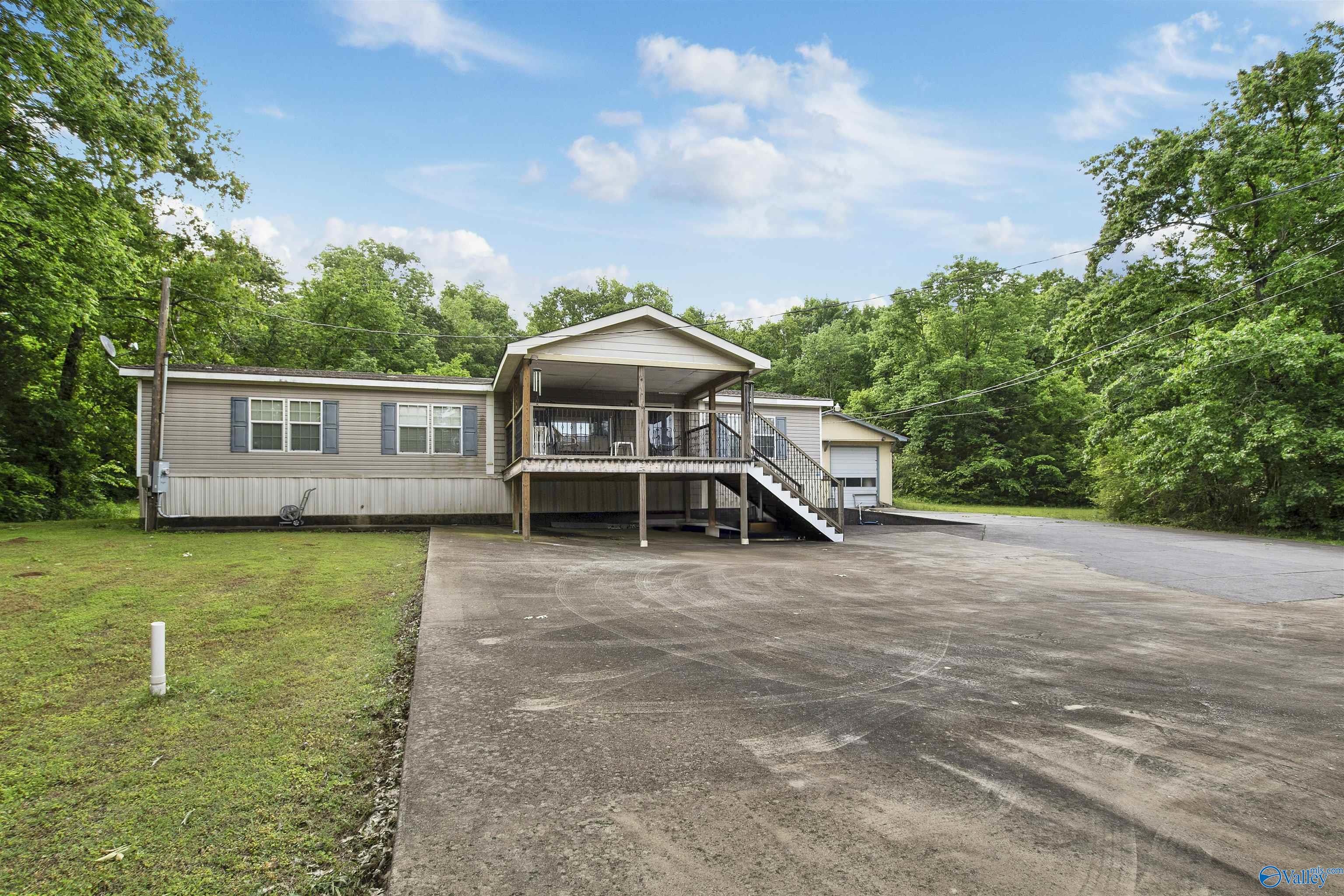702 Lyons Road, New Hope, Alabama image 3