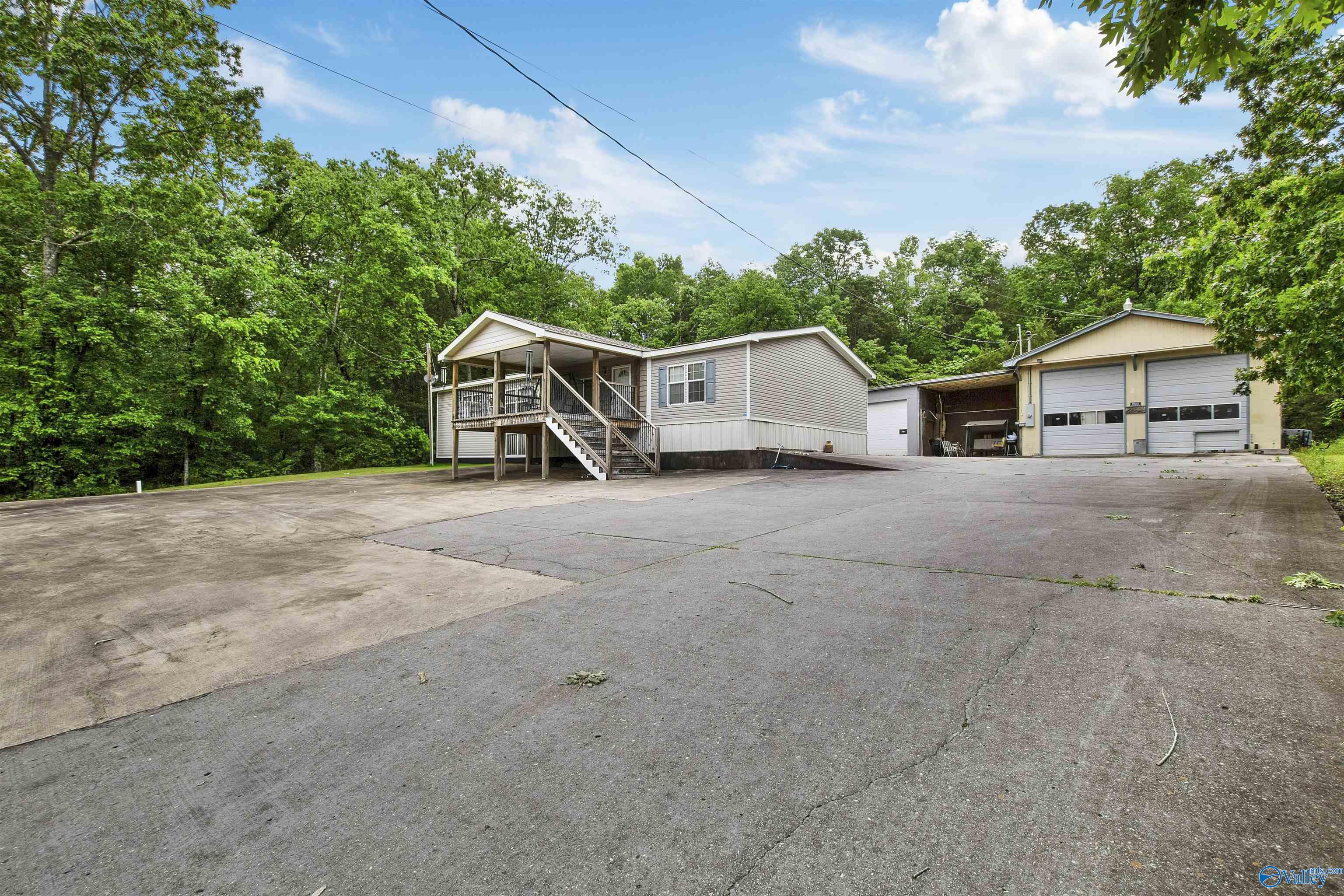 702 Lyons Road, New Hope, Alabama image 1