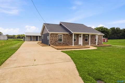 Homes For Sale - 85 County Road 827<br/> Centre, AL 35960