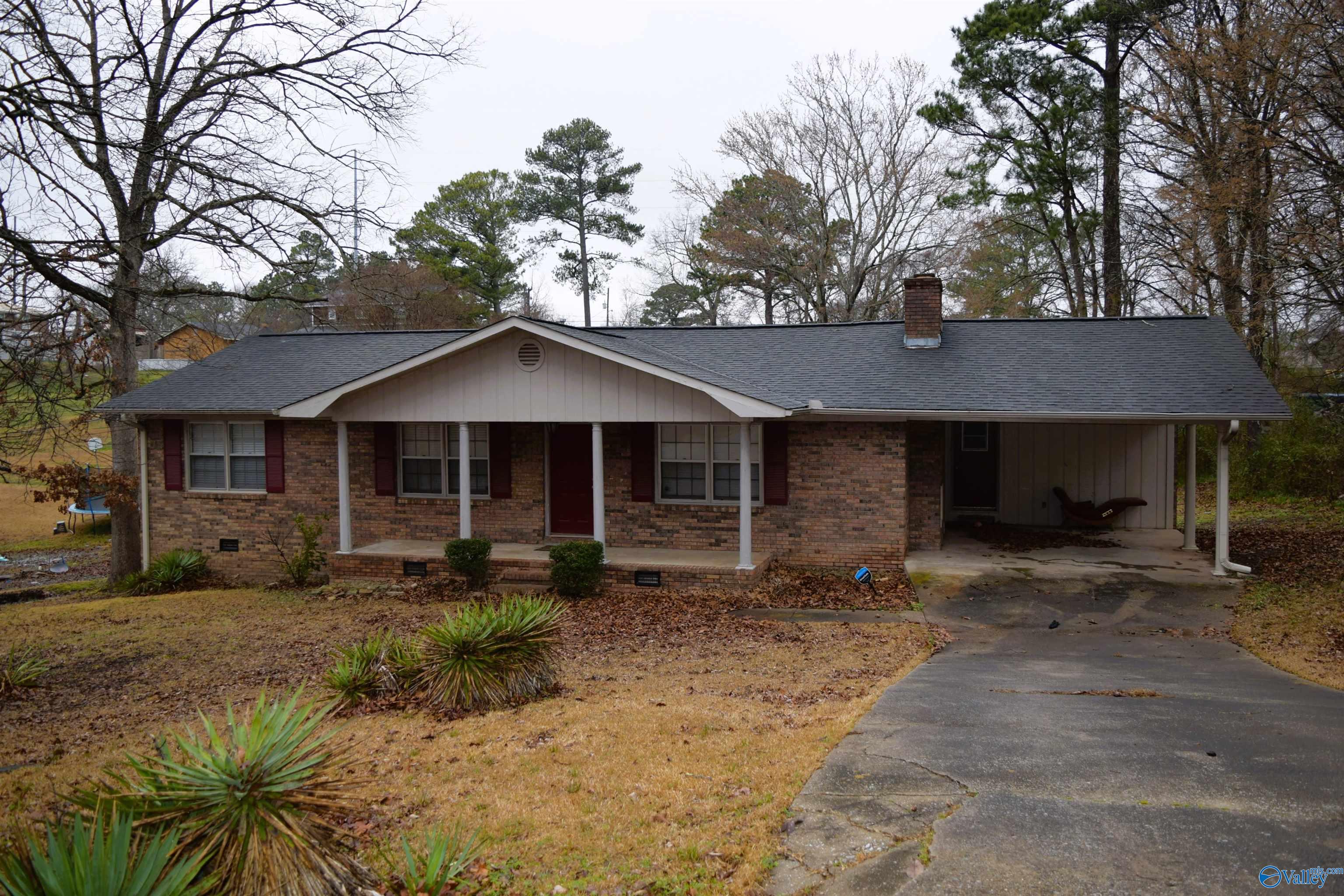 409 Russell Lane, Weaver, Alabama image 1