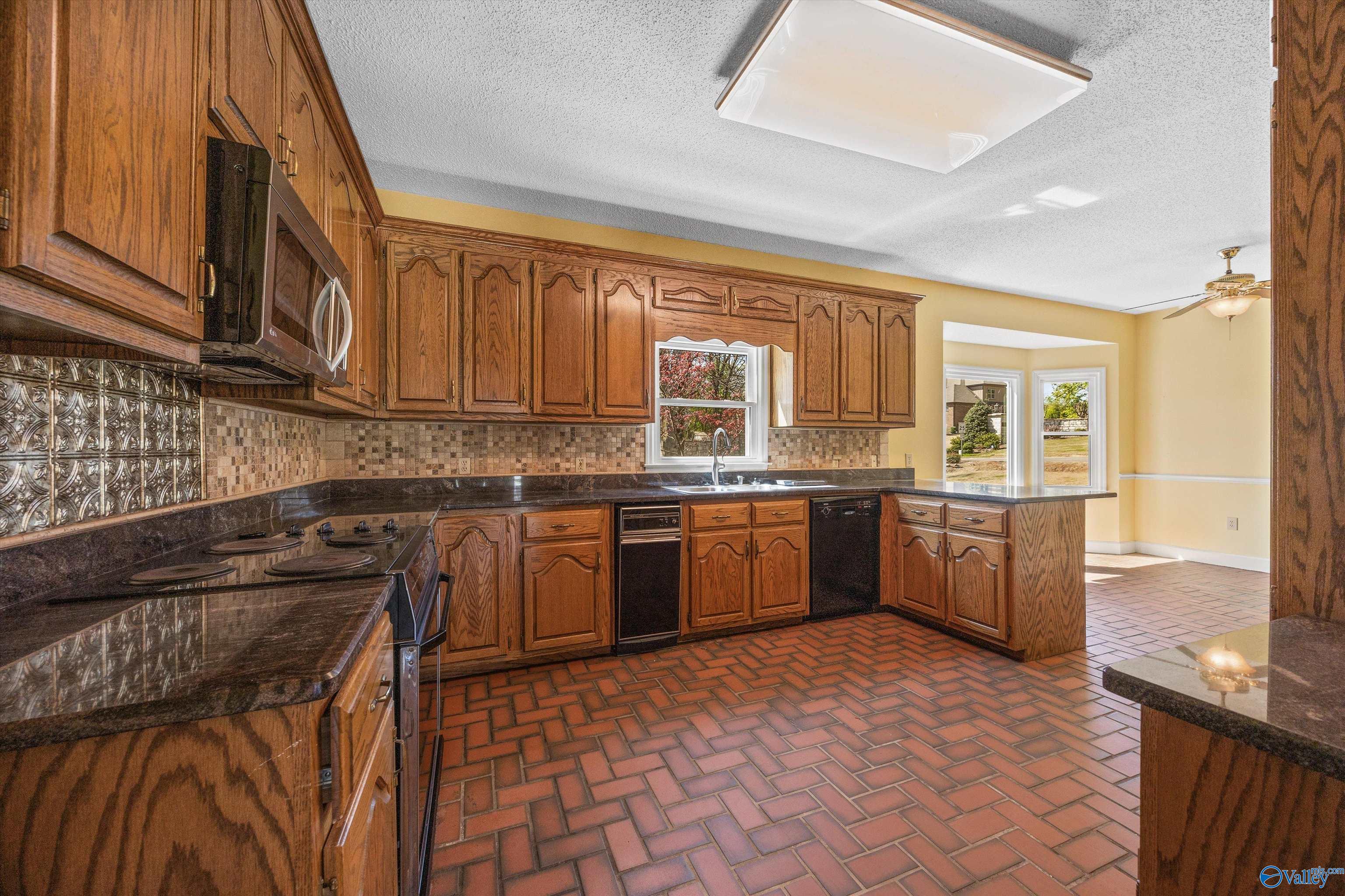101 Belle Ridge Drive, Madison, Alabama image 11