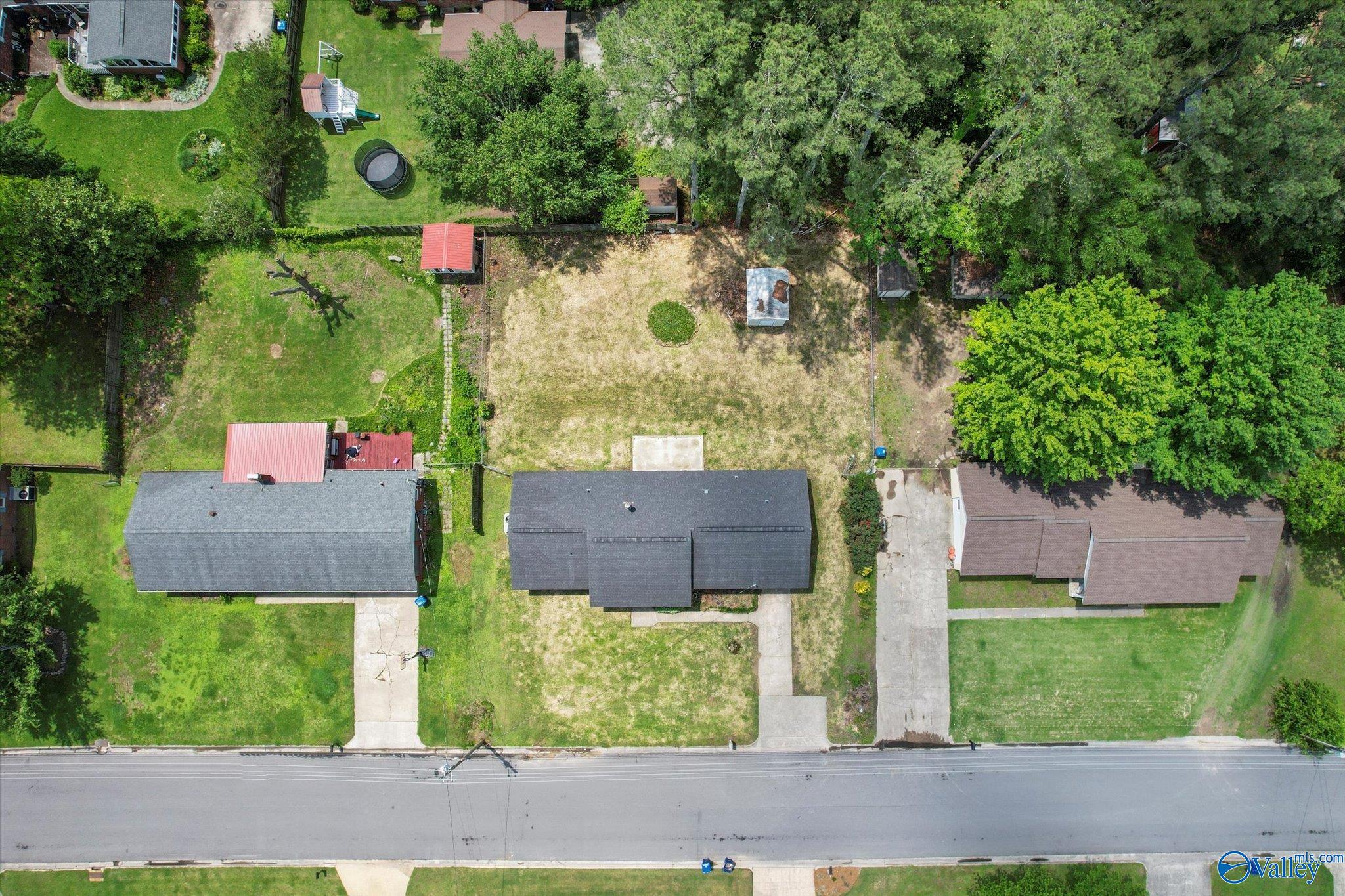 409 Peach Avenue, Albertville, Alabama image 40