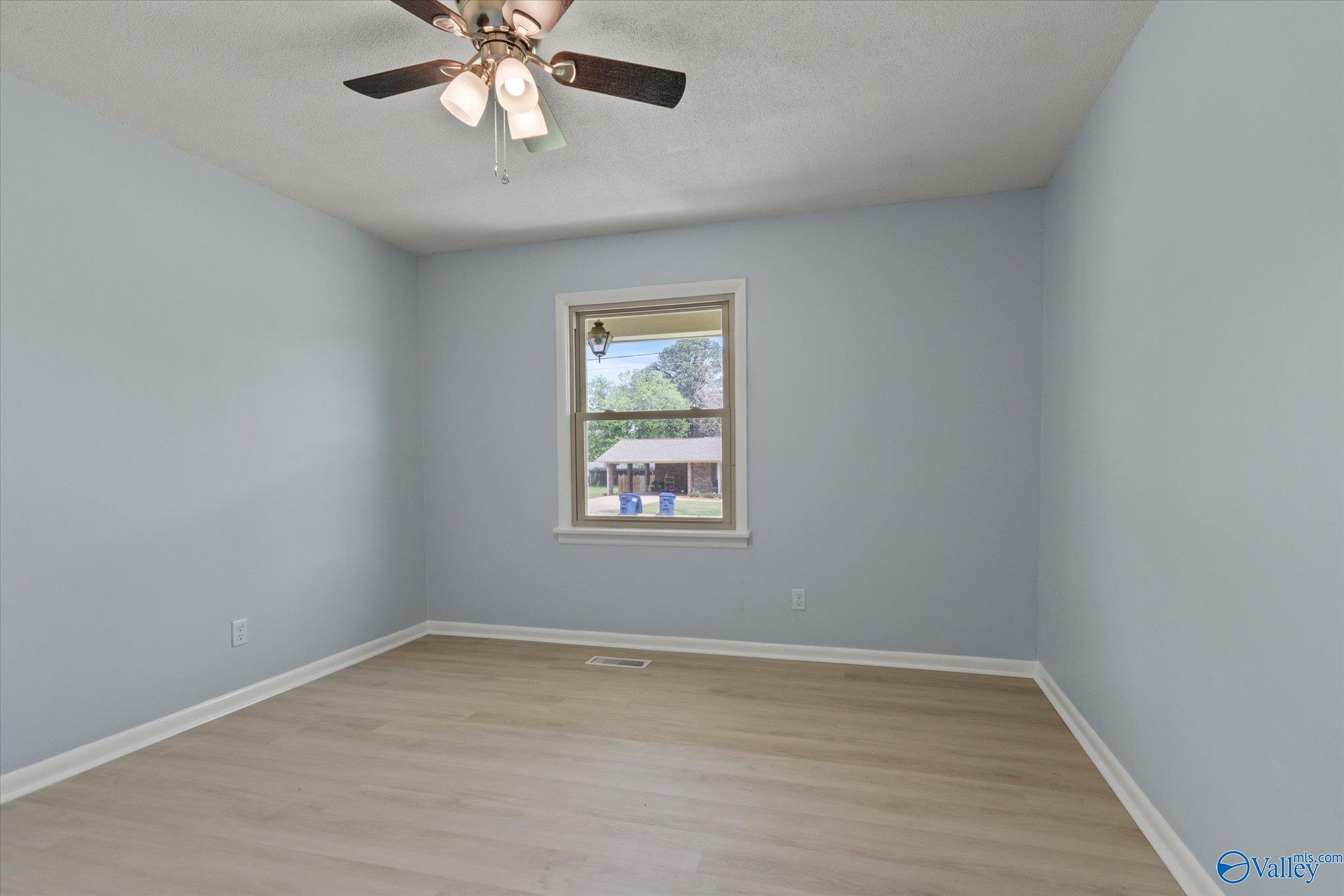 409 Peach Avenue, Albertville, Alabama image 21