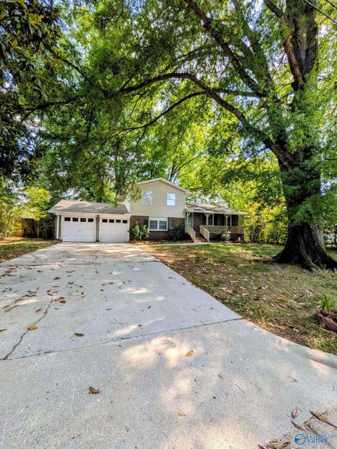 Homes For Rent - 310 Cumberland Drive<br/> Huntsville, AL 35803