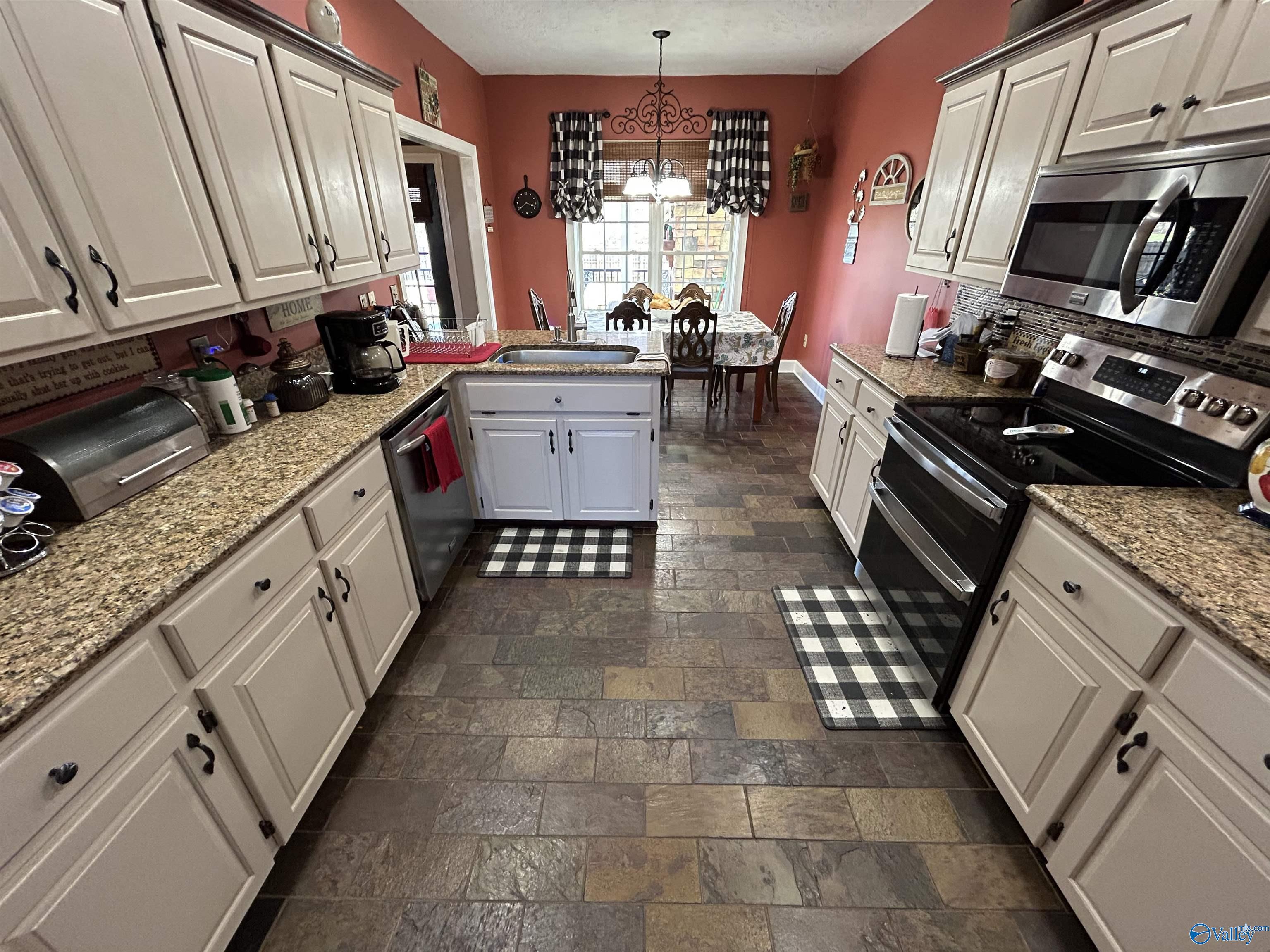1095 Roseland Lane, Southside, Alabama image 8