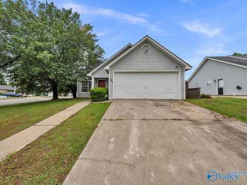 Homes For Sale - 101 NW Sugar Bluff Lane<br/> Madison, AL 35757