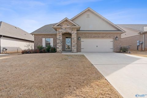 Homes For Sale - 128 Saddle Street<br/> New Market, AL 35761