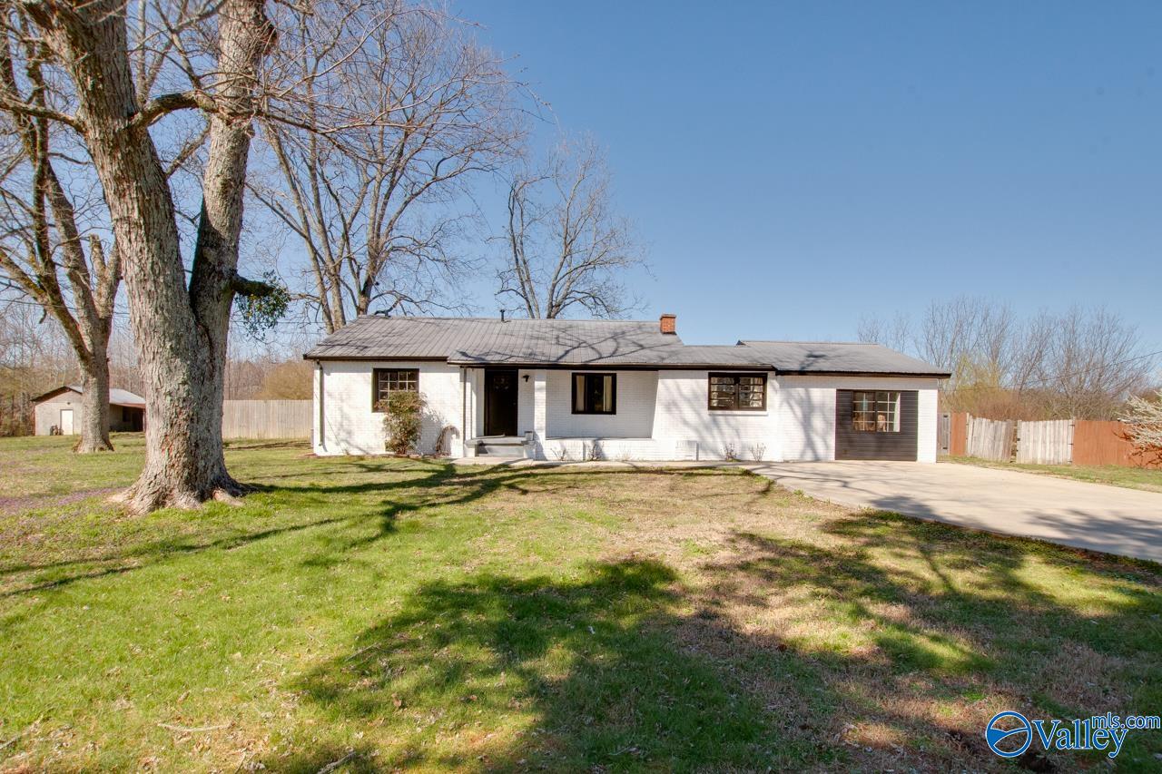 441 Mount Olive Church Road, Union Grove, Alabama image 1