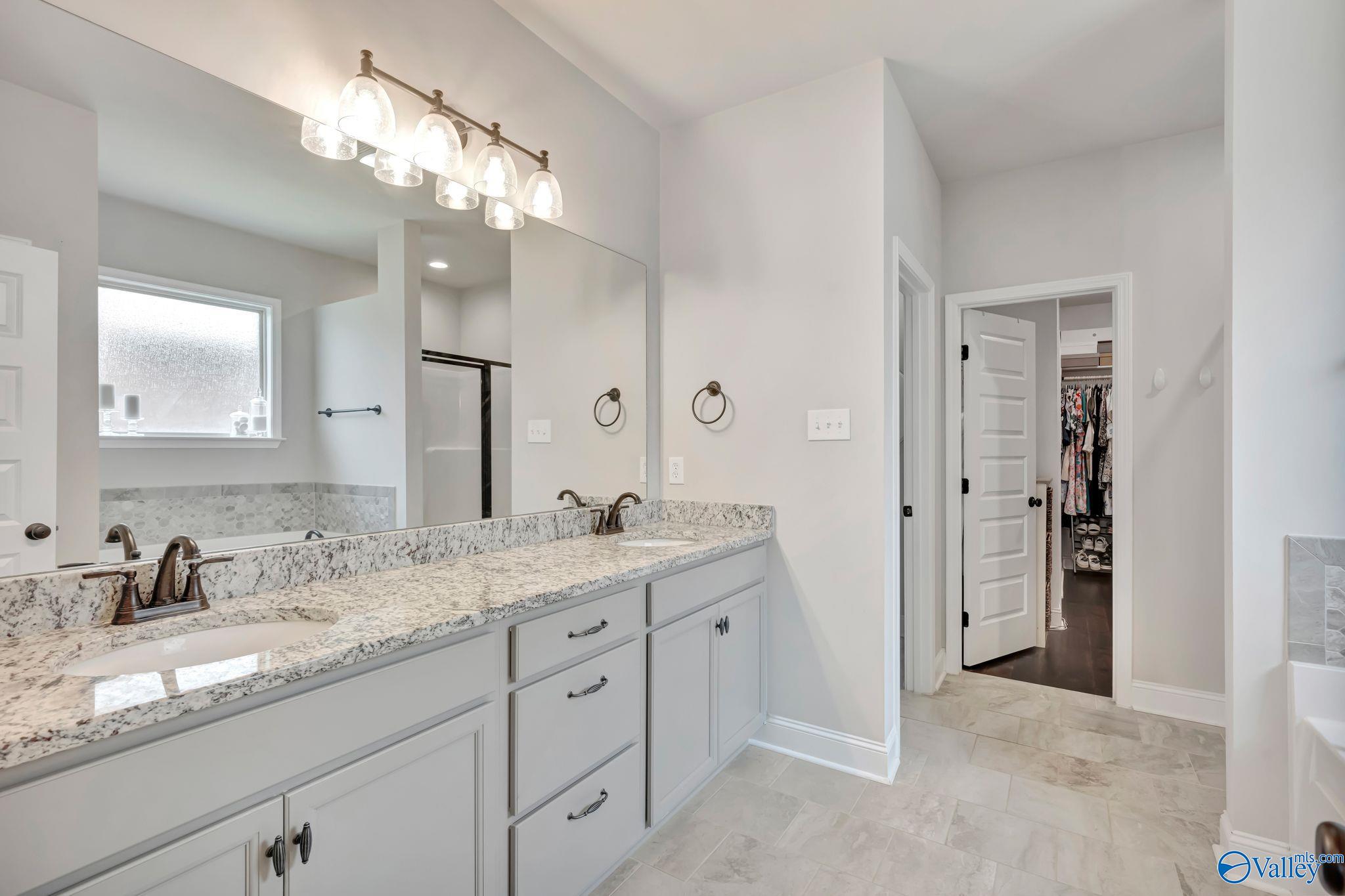 12875 Juniors Drive, Madison, Alabama image 19