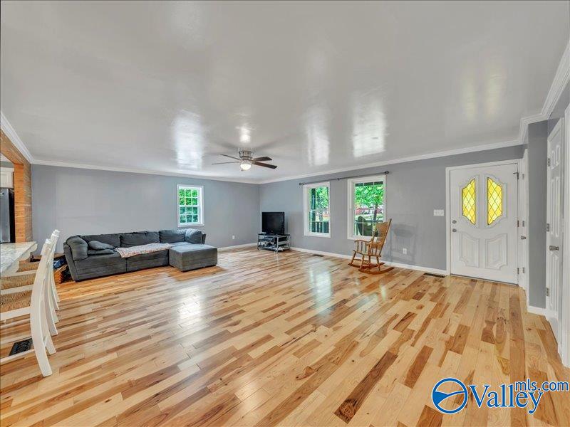 267 Dry Creek Cove Circle, Laceys Spring, Alabama image 15