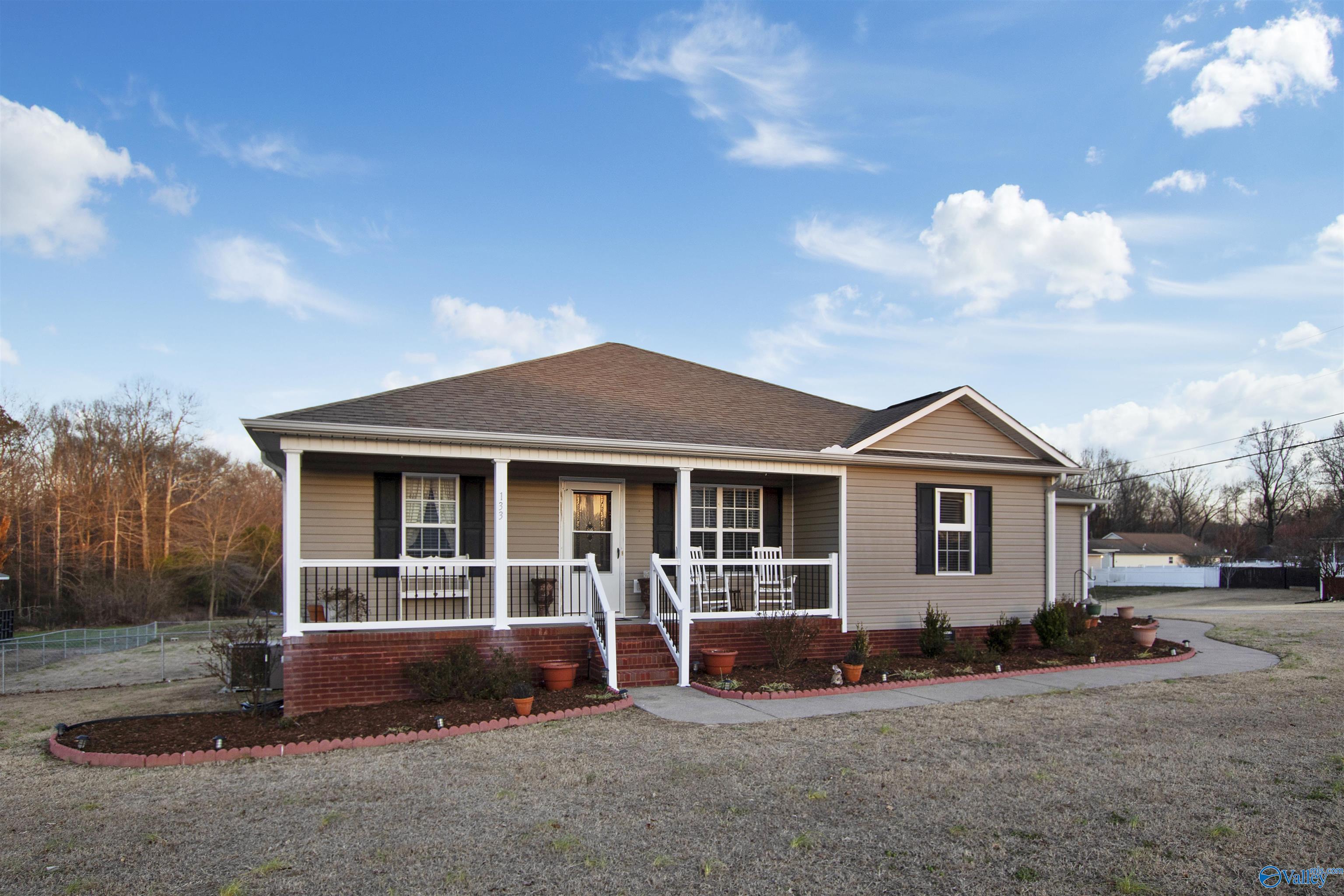 133 Mary Jo Isom Lane, Arab, Alabama image 3