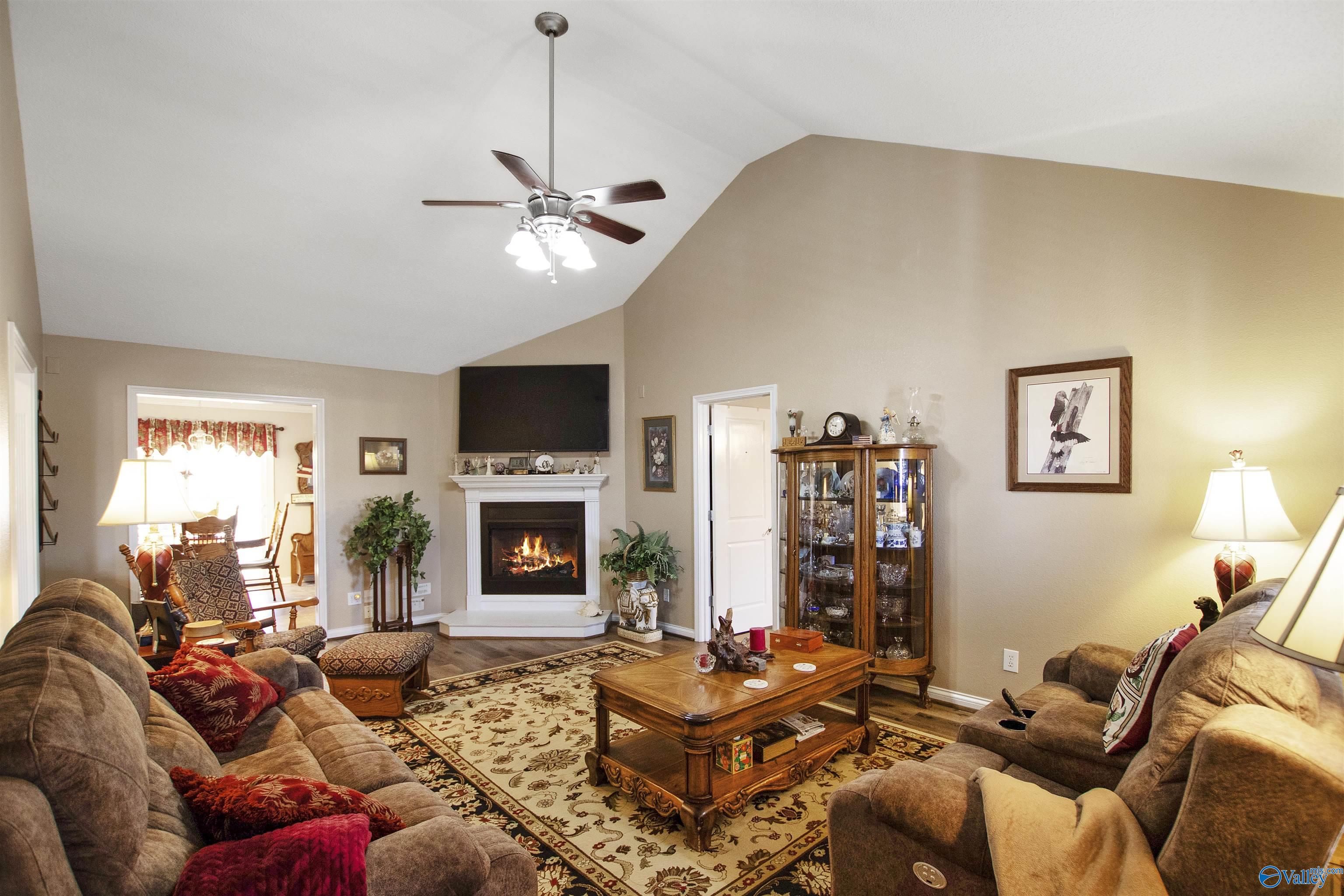 133 Mary Jo Isom Lane, Arab, Alabama image 4