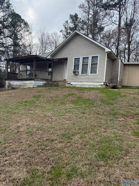 Photo of 1353 N Valley Avenue, Collinsville, AL 35961 (MLS # 21906262)