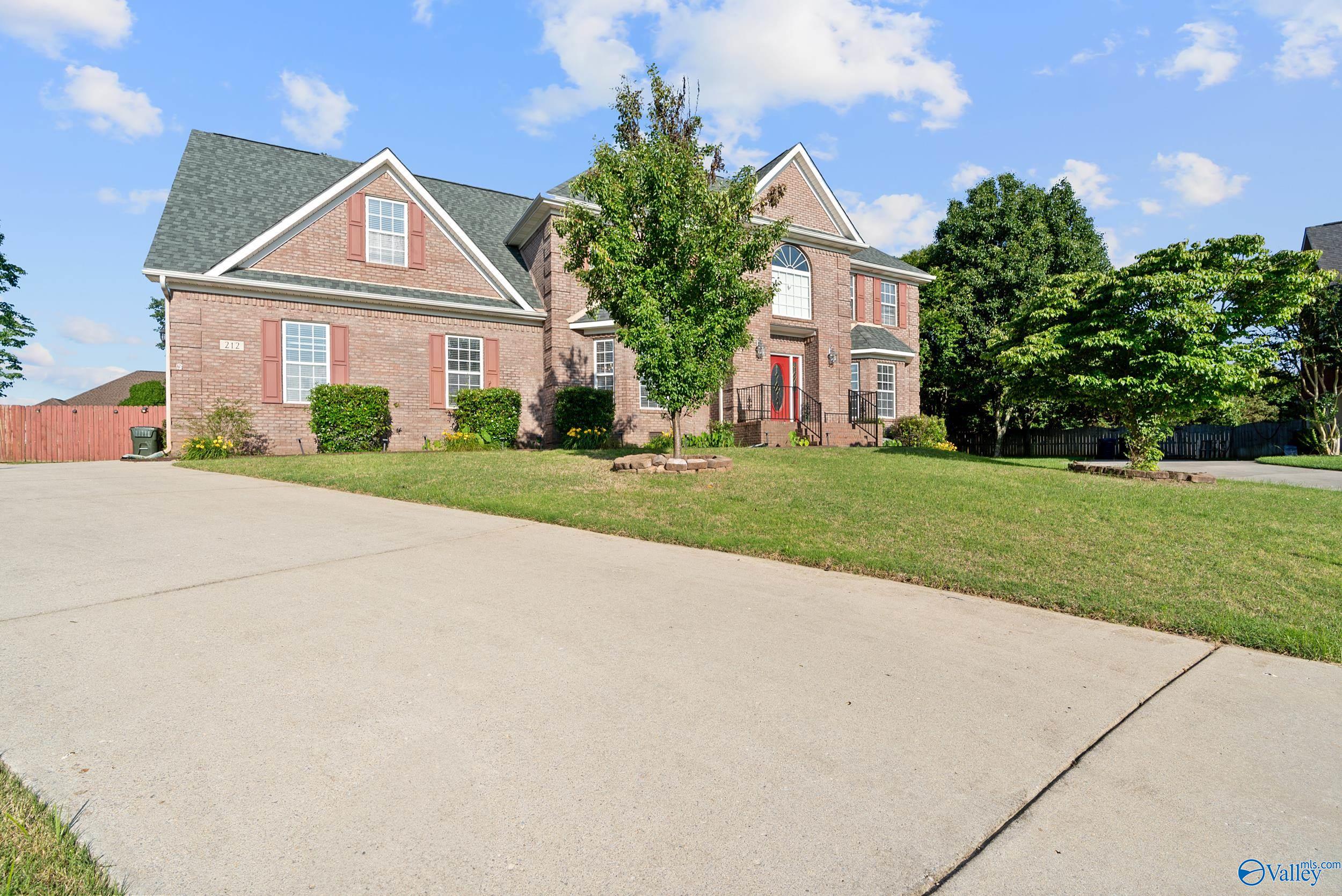 212 Tweed Drive, Madison, Alabama image 2