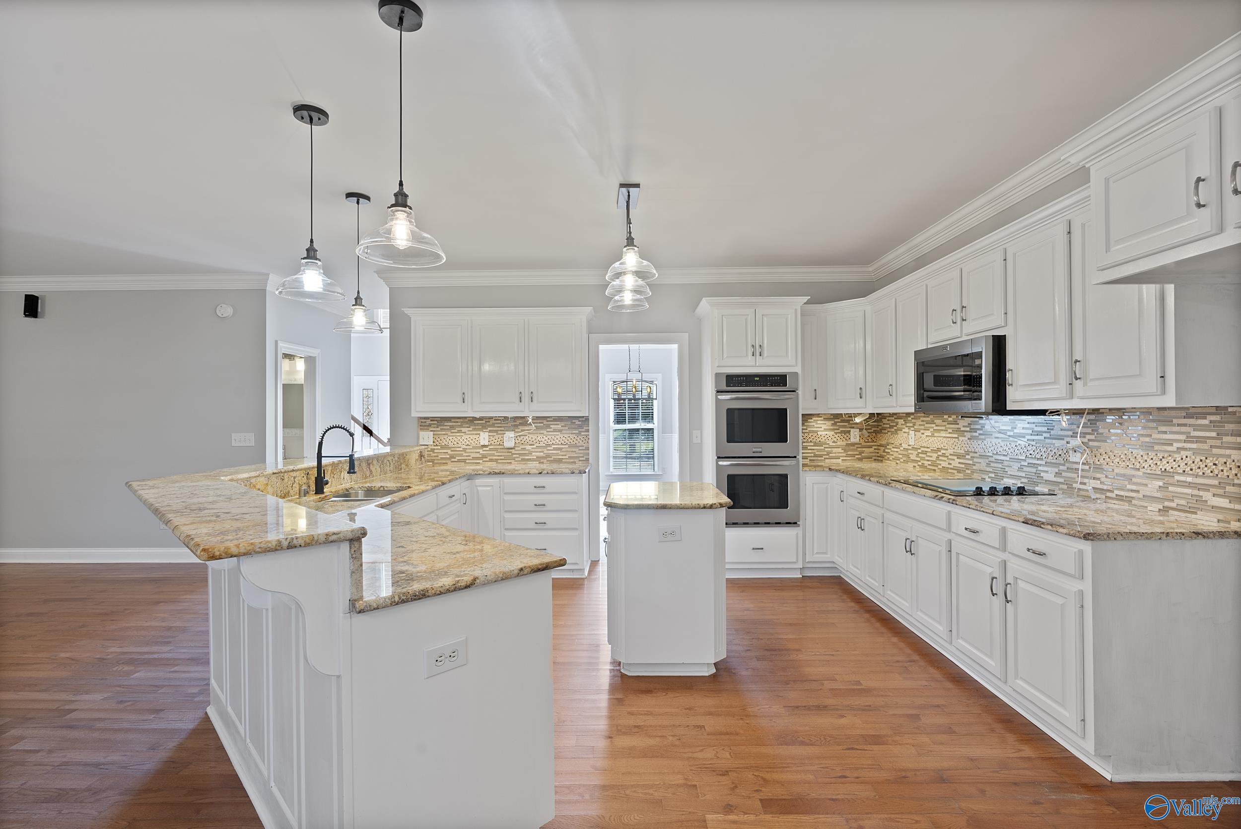 212 Tweed Drive, Madison, Alabama image 9