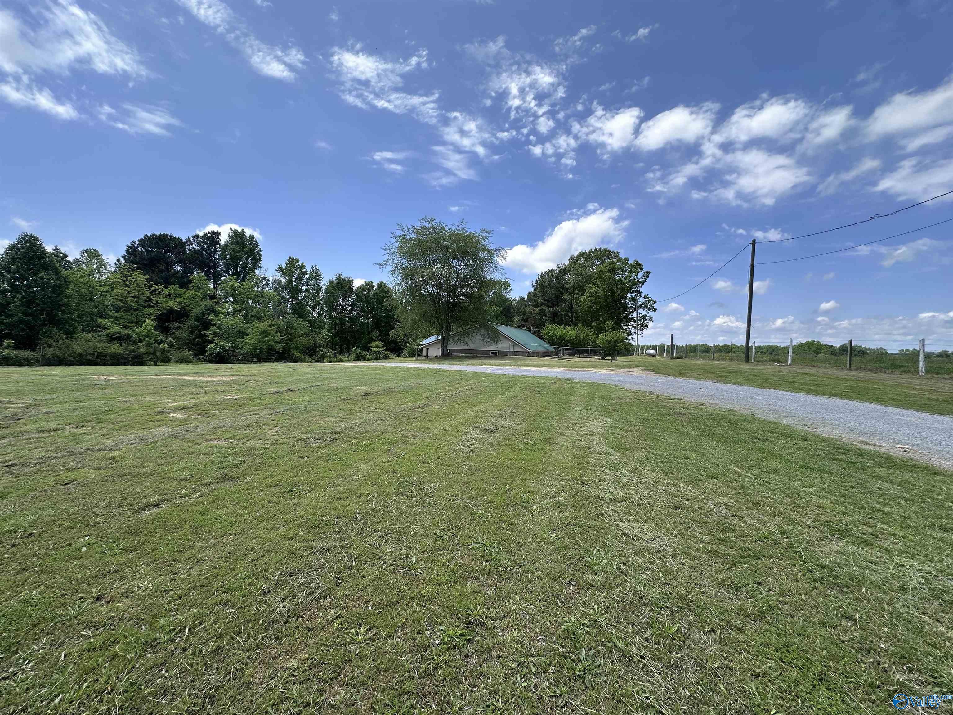 321 County Road 1818, Arab, Alabama image 25