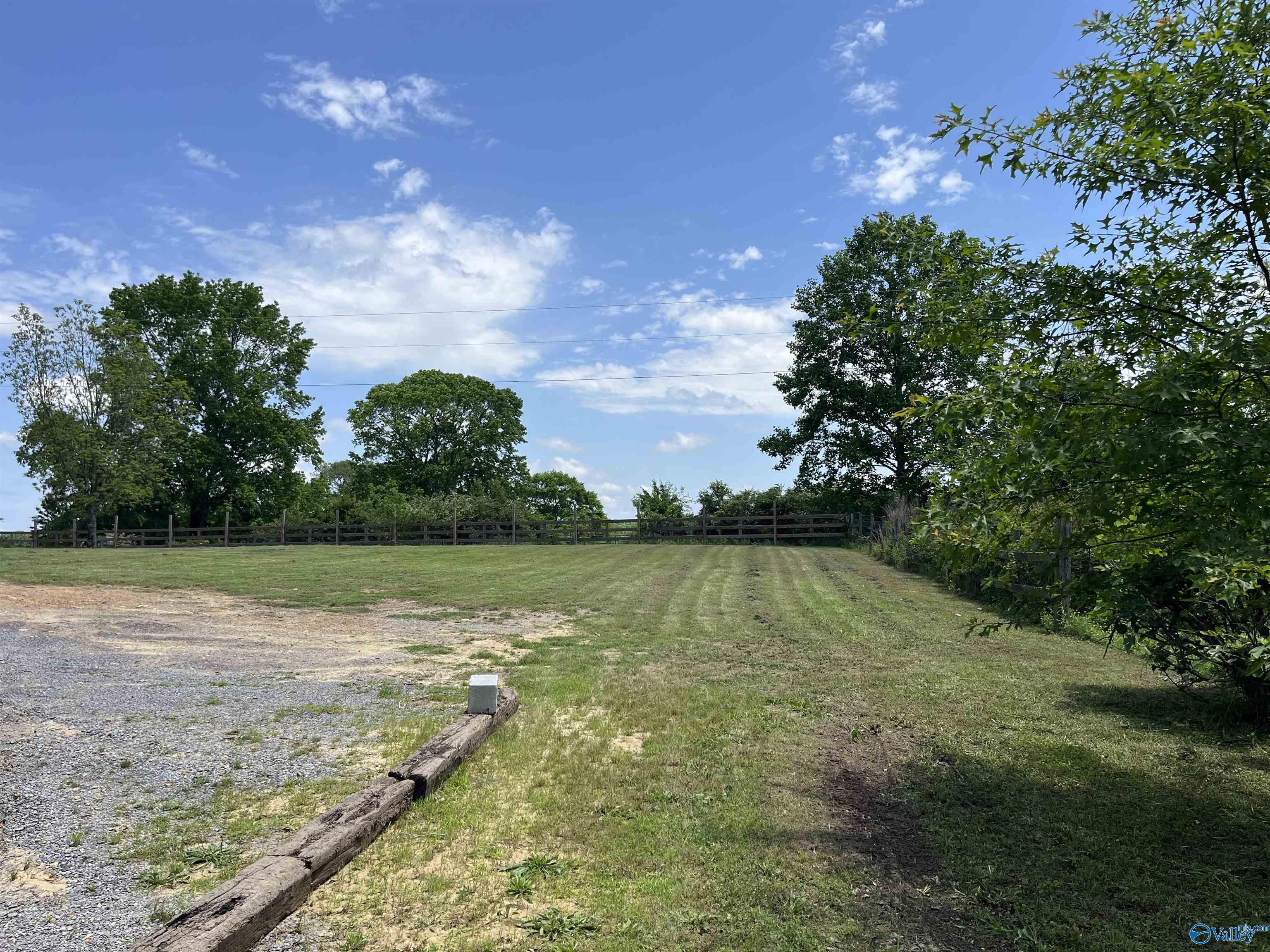 321 County Road 1818, Arab, Alabama image 16