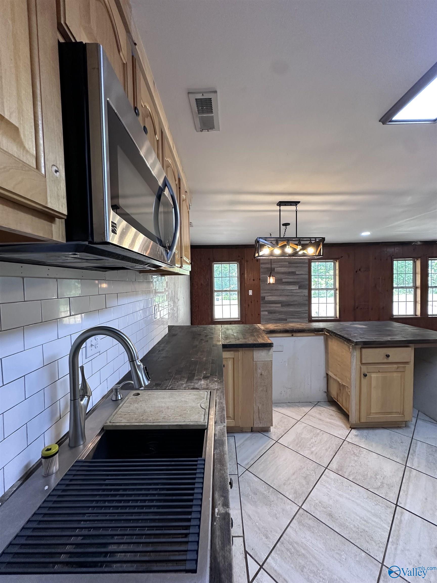 321 County Road 1818, Arab, Alabama image 32